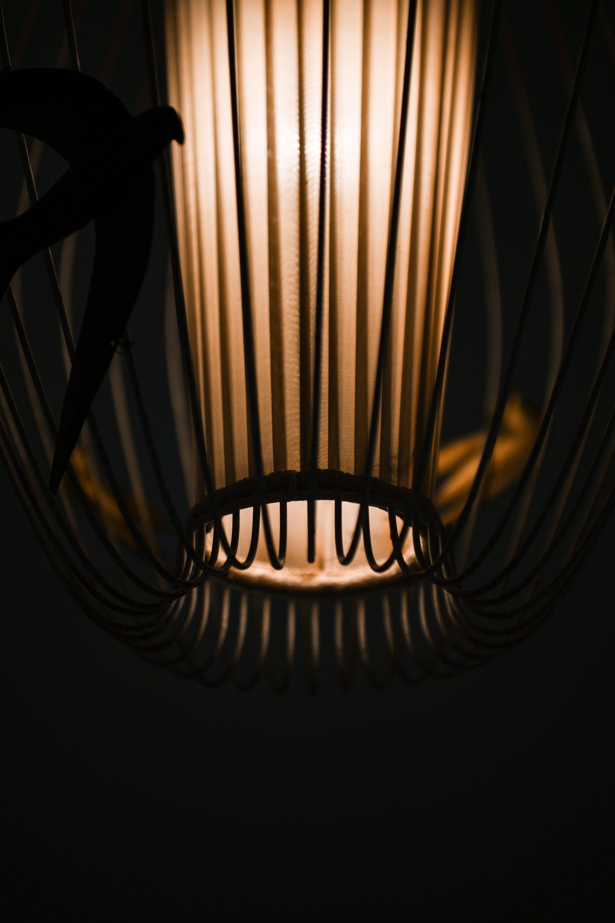 Ceiling Lamp in Cage-shaped Frame in Lacquered Metal by Hans Bergström, 1940's In Good Condition For Sale In Limhamn, Skåne län