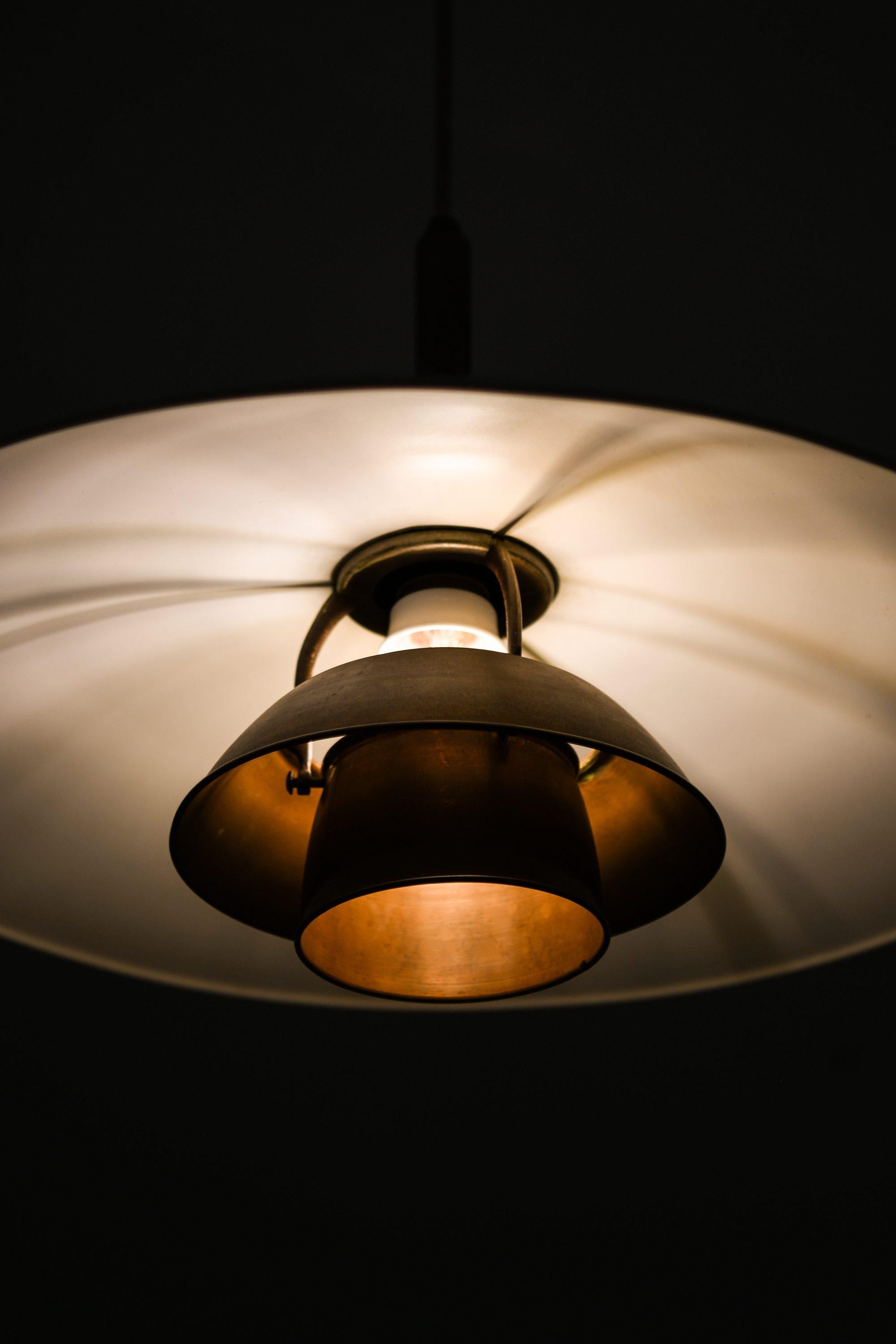 Plafonnier en cuivre et douille nickelée de Poul Henningsen, 1928 en vente 1