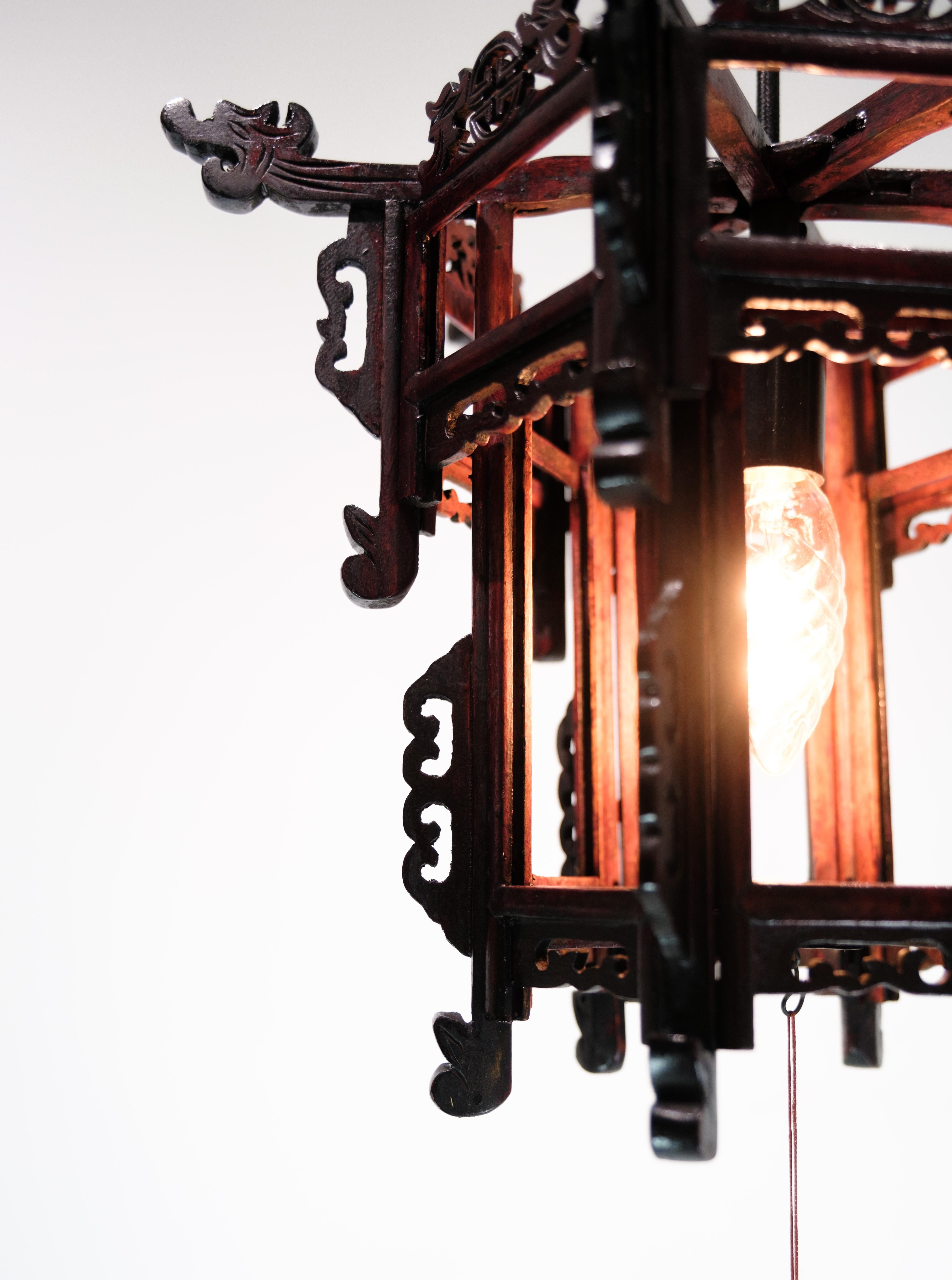 Ceiling lamp made of wood with Chinese-style decoration lantern from 1930s In Good Condition For Sale In Lejre, DK