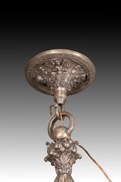 Lámpara de techo. Metal, cristal. Circa principios del siglo XX.