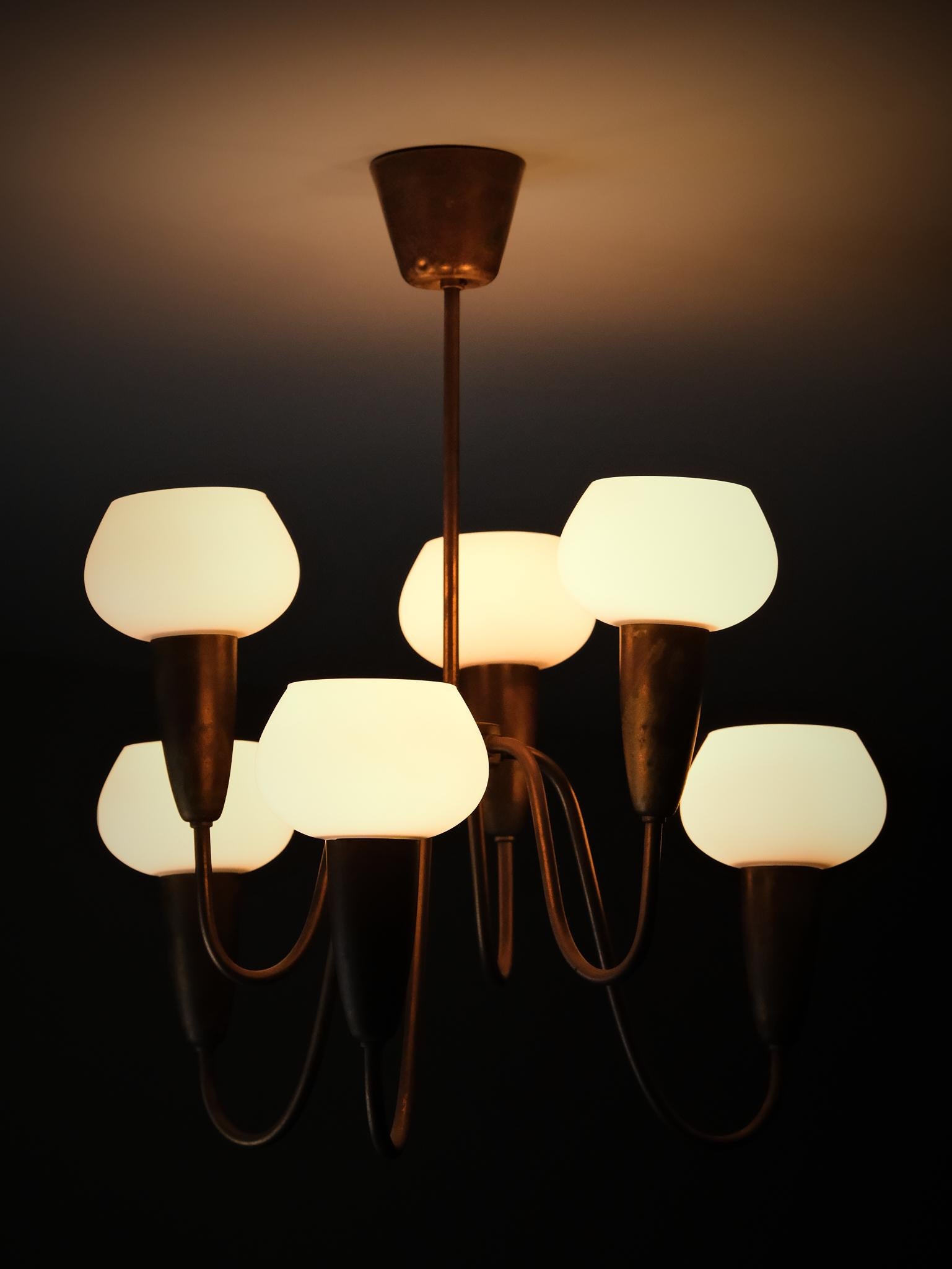Deckenleuchte Modell '12074' von Arvid Böhlmarks Lampfabrik, Schweden, 1950er Jahre im Zustand „Relativ gut“ im Angebot in Eskilstuna, SE