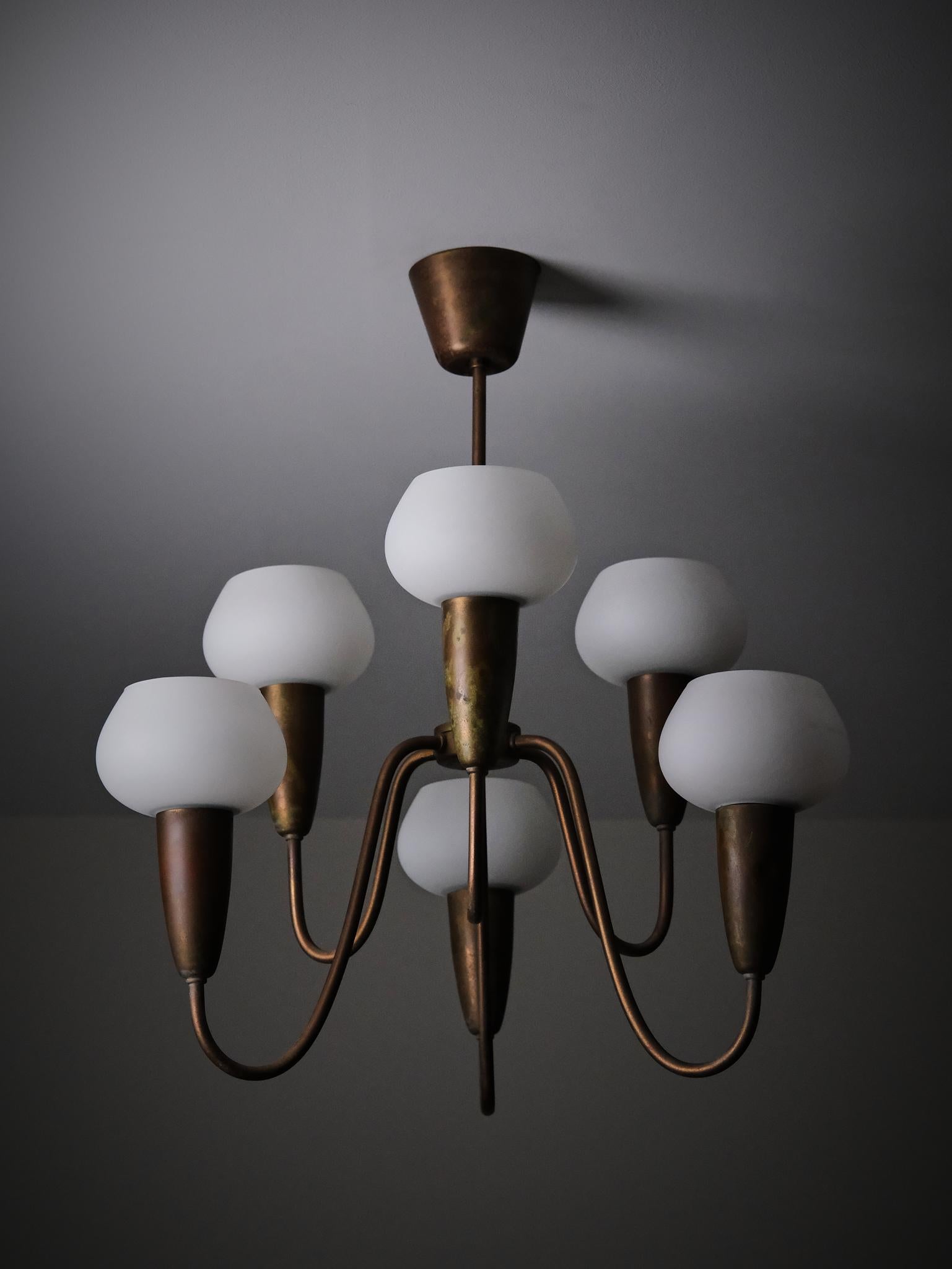 Deckenleuchte Modell '12074' von Arvid Böhlmarks Lampfabrik, Schweden, 1950er Jahre (Messing) im Angebot