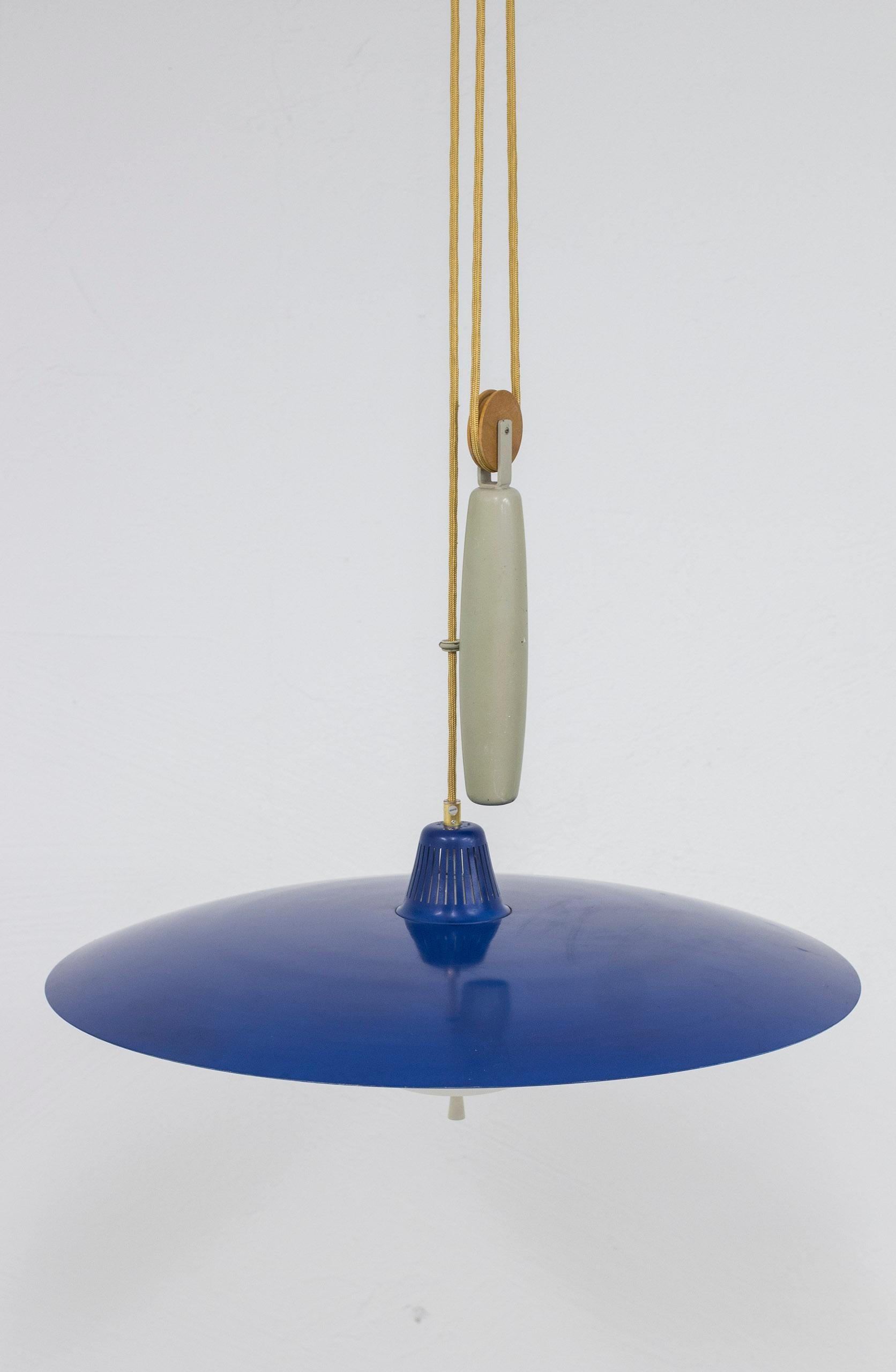  ceiling lamp model T-6H by Alf Svensson, Bergboms, Sweden, 1950s In Good Condition For Sale In Hägersten, SE