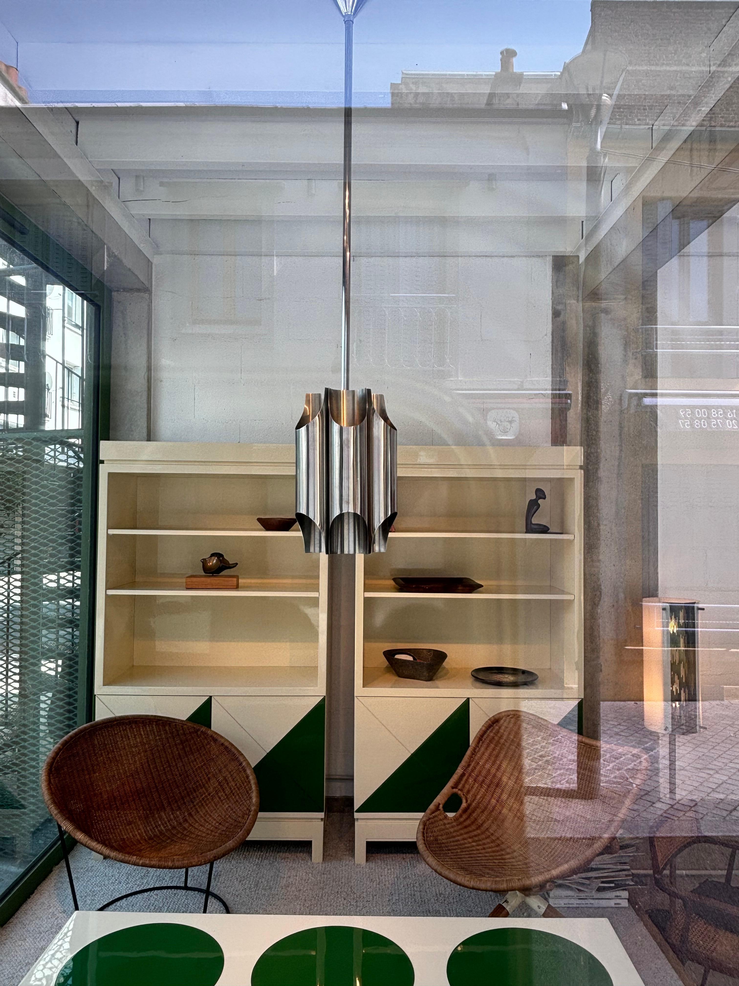 Rare suspension orgues de la maison Charles à 12 points de lumières. 
1970.