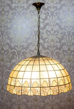 Plafonnier moderne avec abat-jour en nacre beige