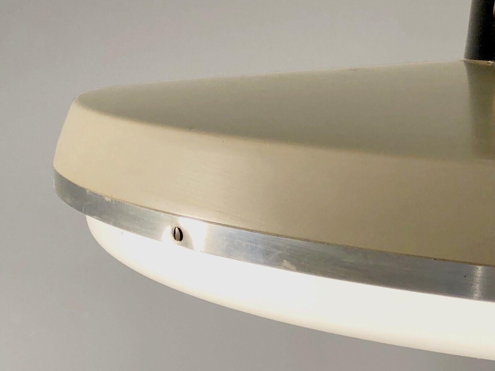 A MID-CENTURY-MODERN MODERNIST SPACE-AGE Ceiling Light by STILNOVO, Italy 1960  In Good Condition For Sale In PARIS, FR