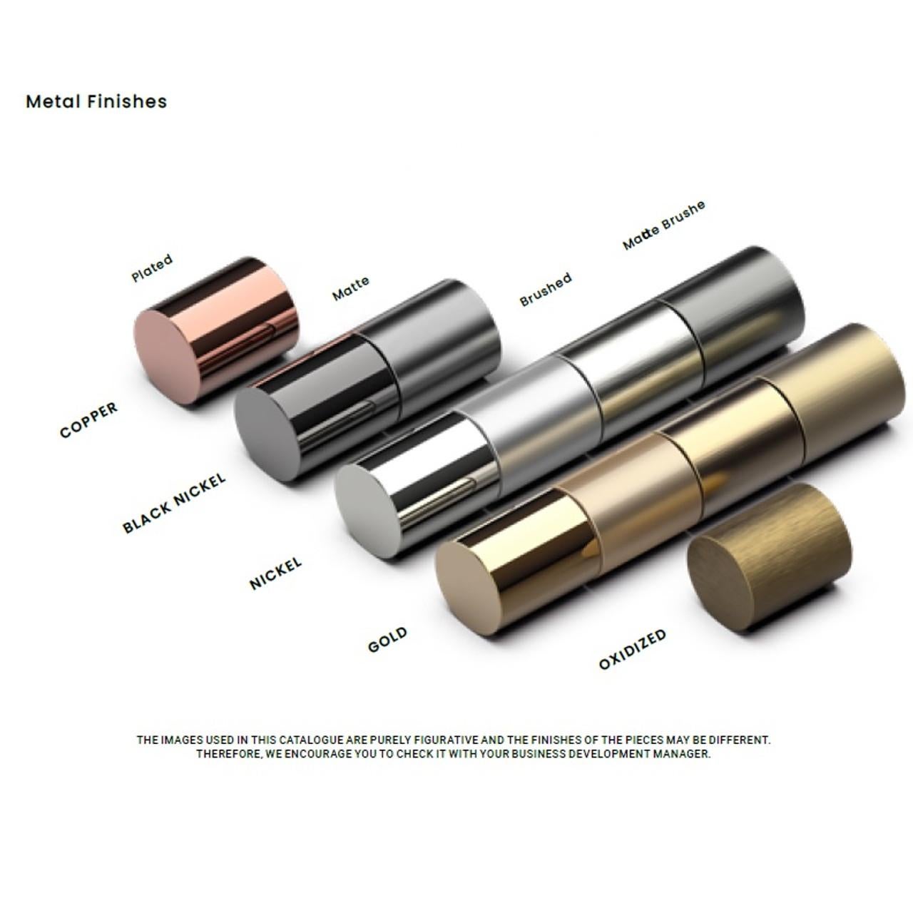 Europeo Plafoniera in ottone placcato oro con foglie applicate a mano in vendita