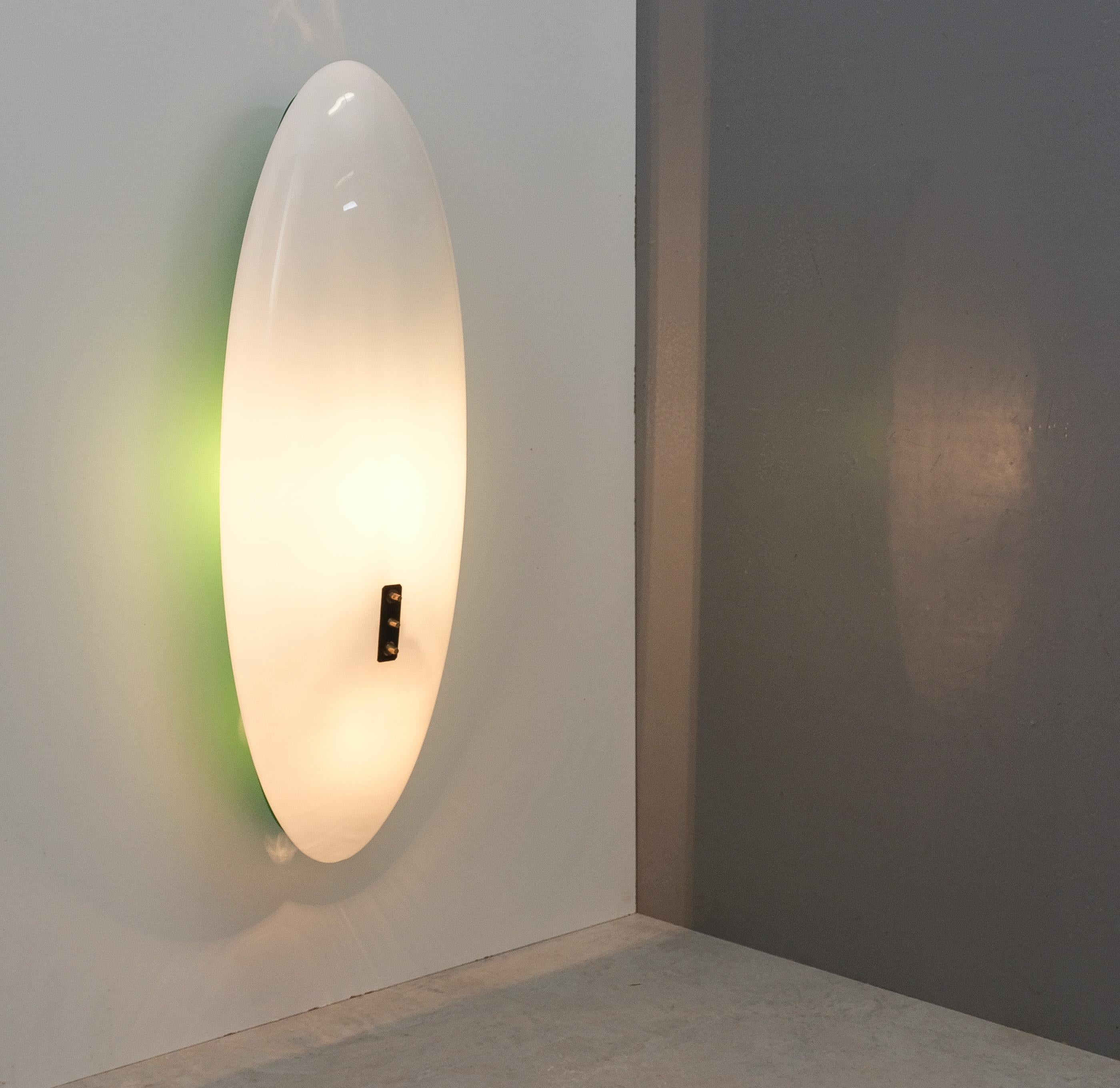 Milieu du XXe siècle Plafonnier encastré Angelo Lelii en laiton Lucite, Italie 1960 en vente
