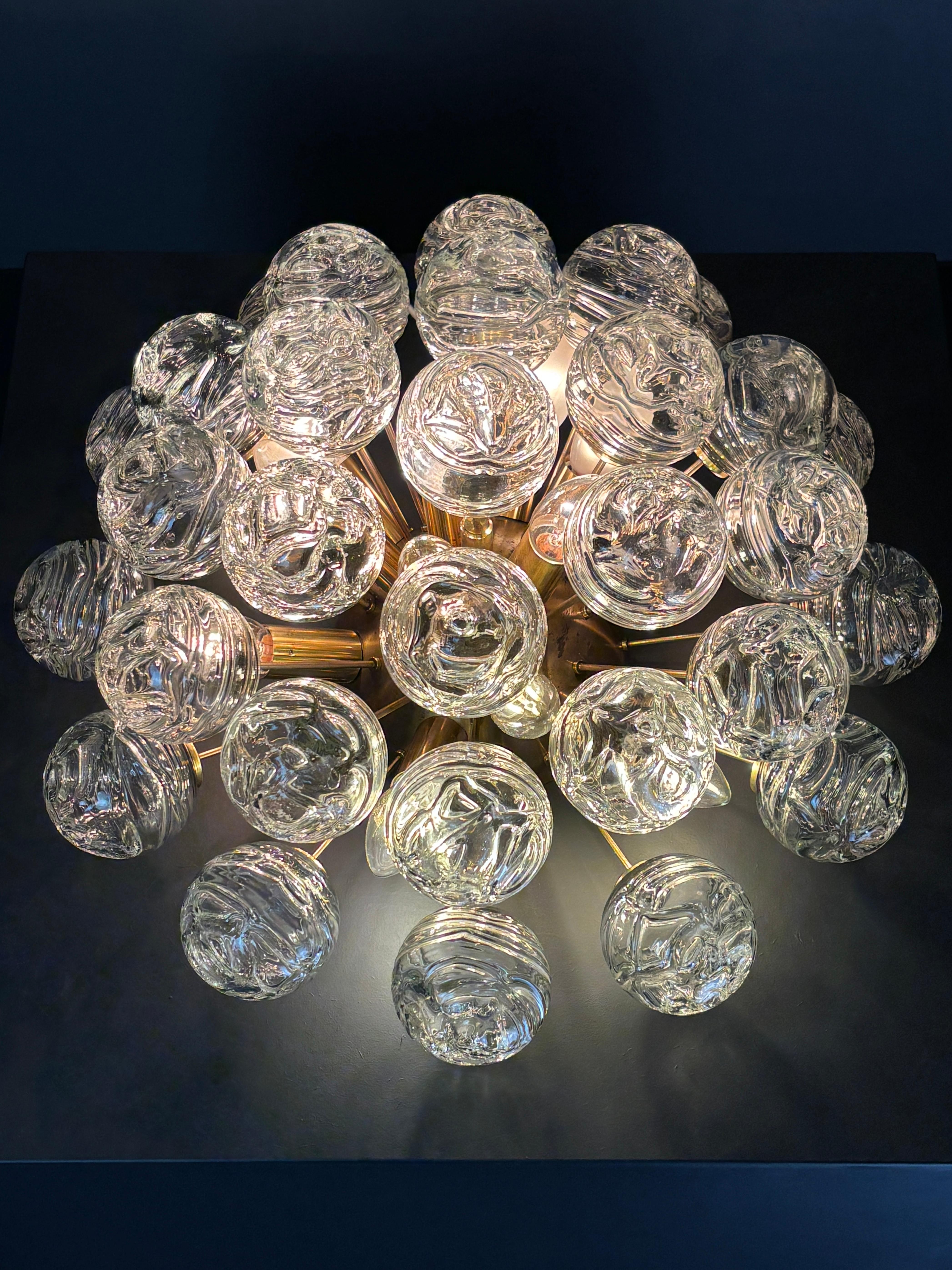 Sputnik-Schneekugel für Decke oder Wand aus Messing und Glas von Doria Leuchten im Angebot 5