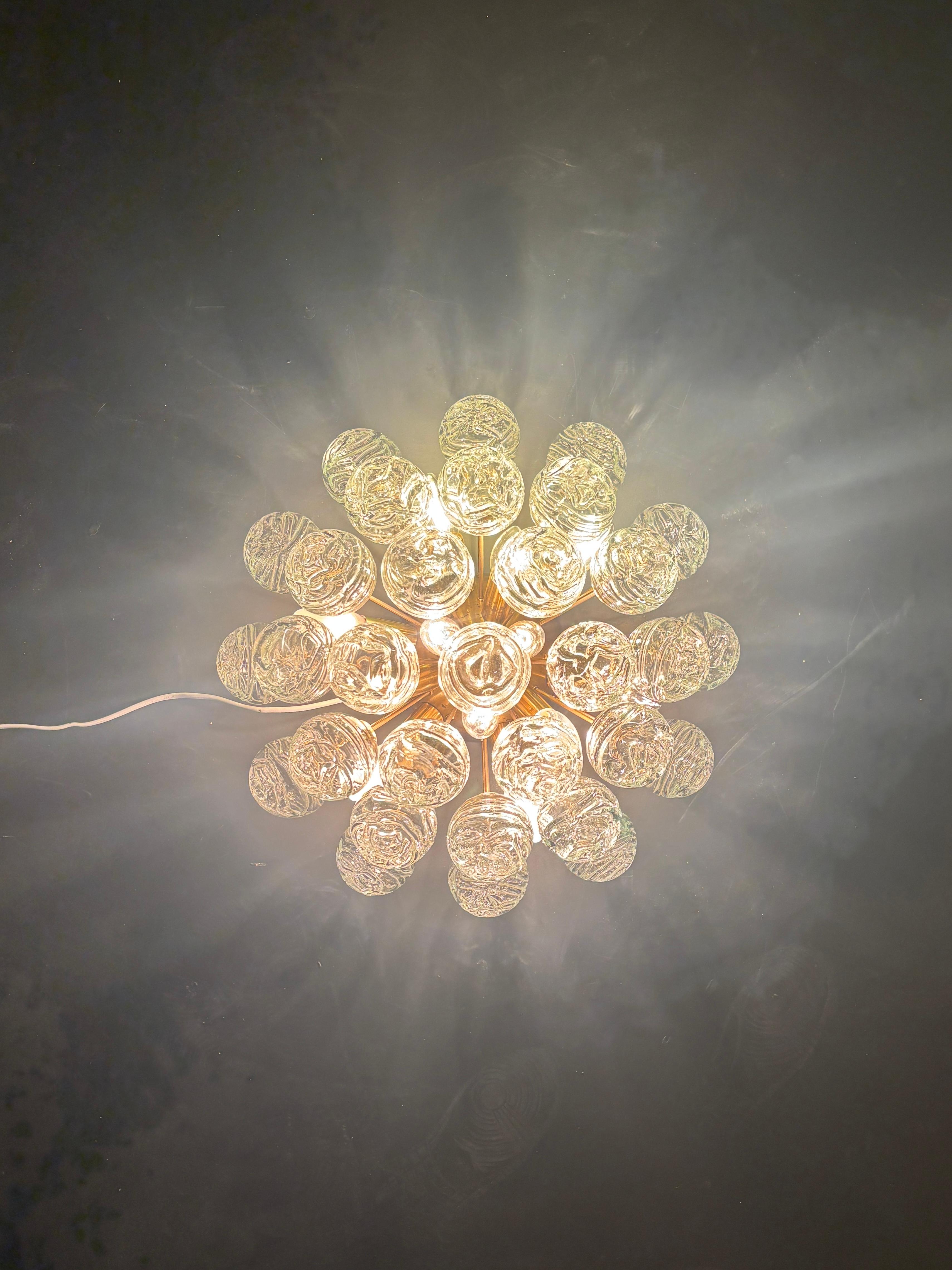 Sputnik-Schneekugel für Decke oder Wand aus Messing und Glas von Doria Leuchten im Angebot 10