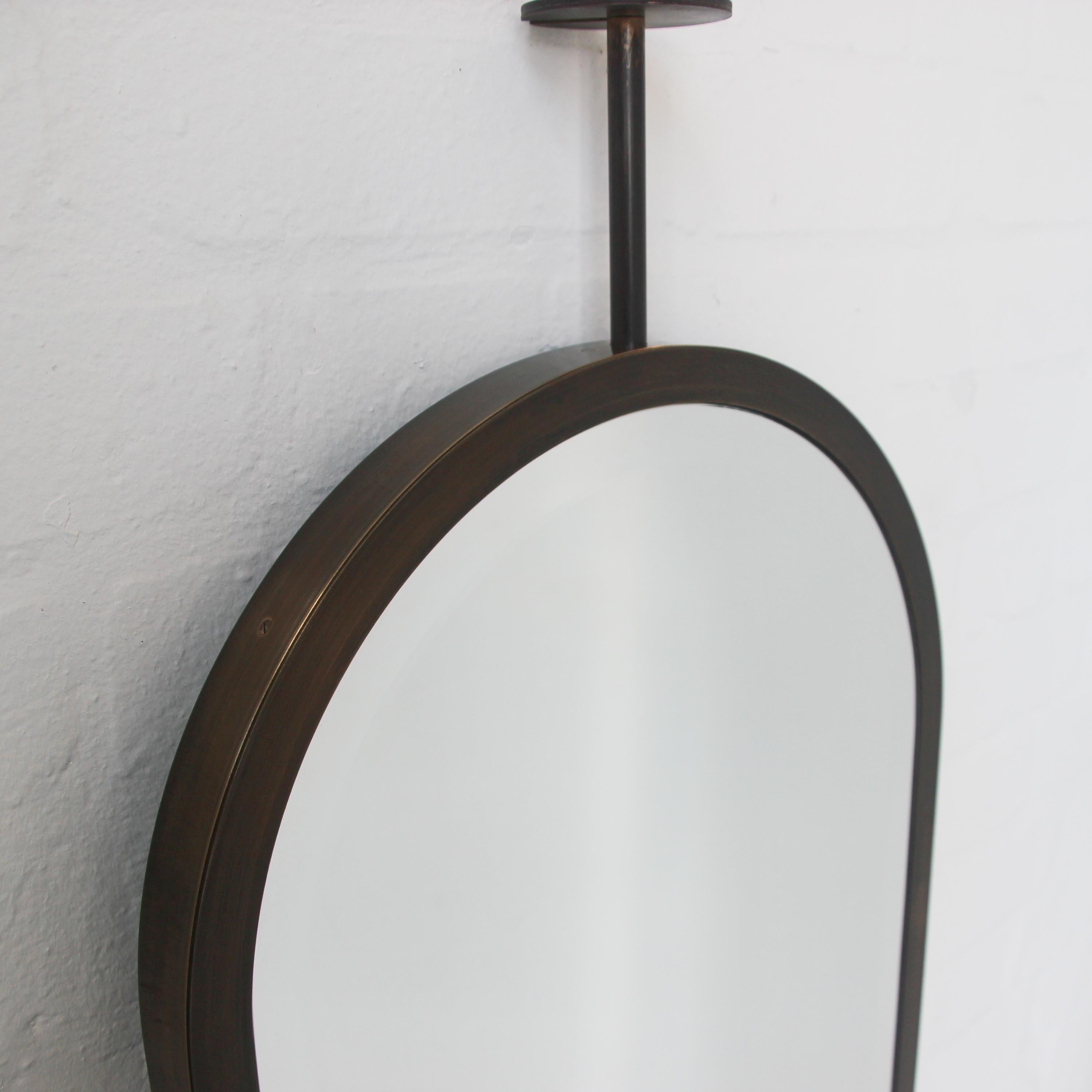 Ceiling Suspended Capsula Pill shaped Bevelled Mirror with Bronze Patina Frame In New Condition For Sale In London, GB