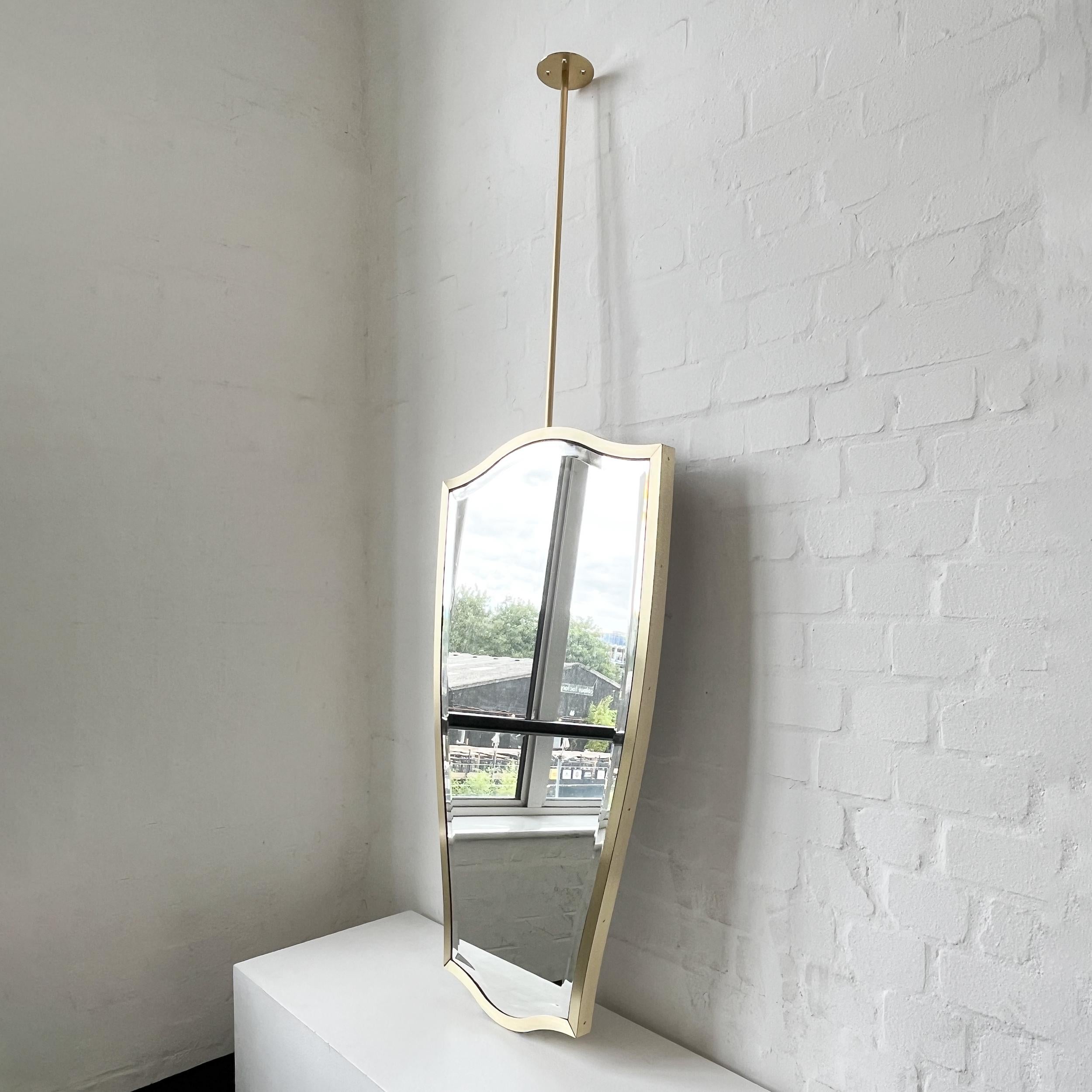 Aufgehängte Decke Vintage N.7 Freiform abgeschrägter Spiegel und Messing voller Rahmen im Angebot 1