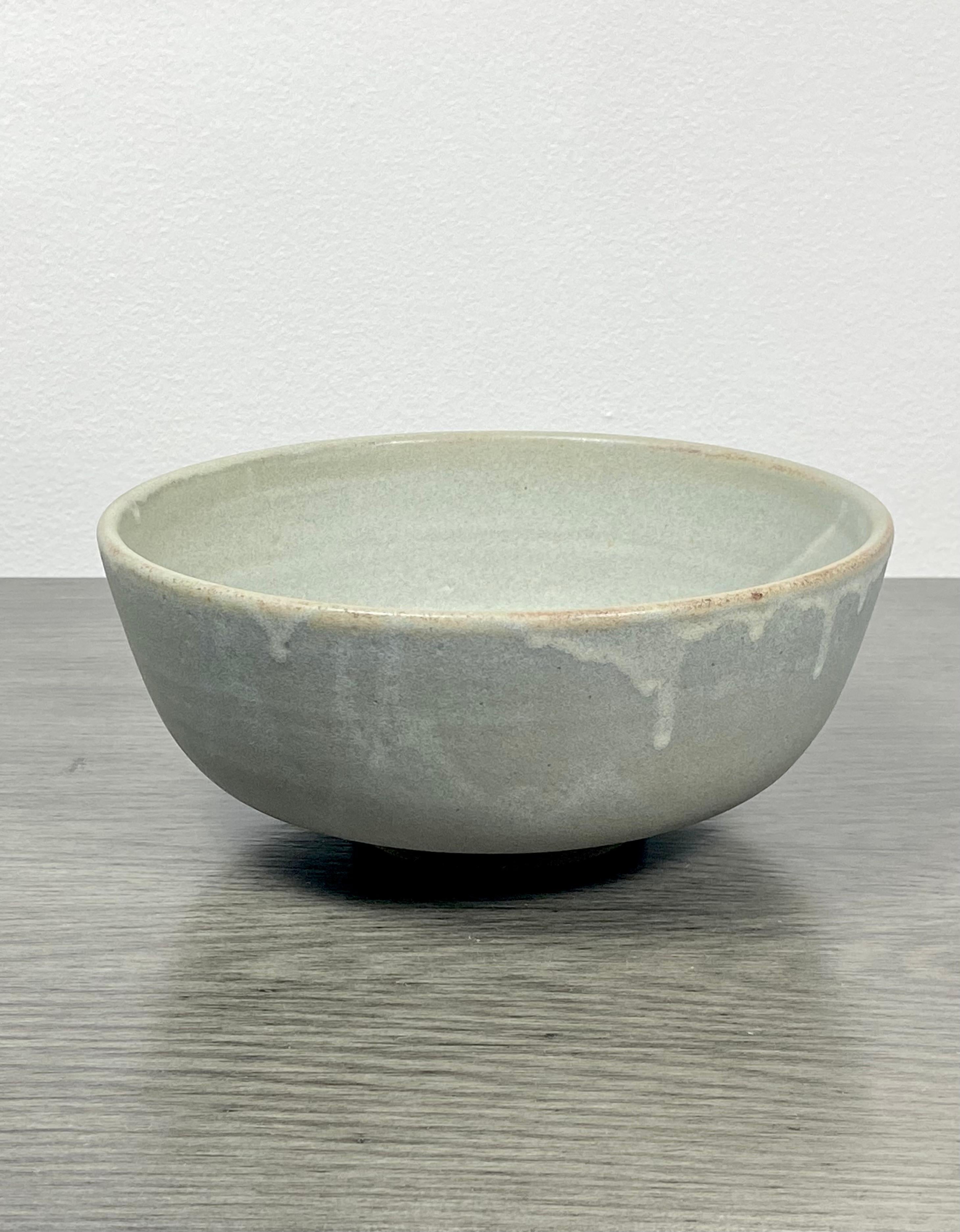 Polish Celadon Ceramic Bowl With Drip Glaze For Sale