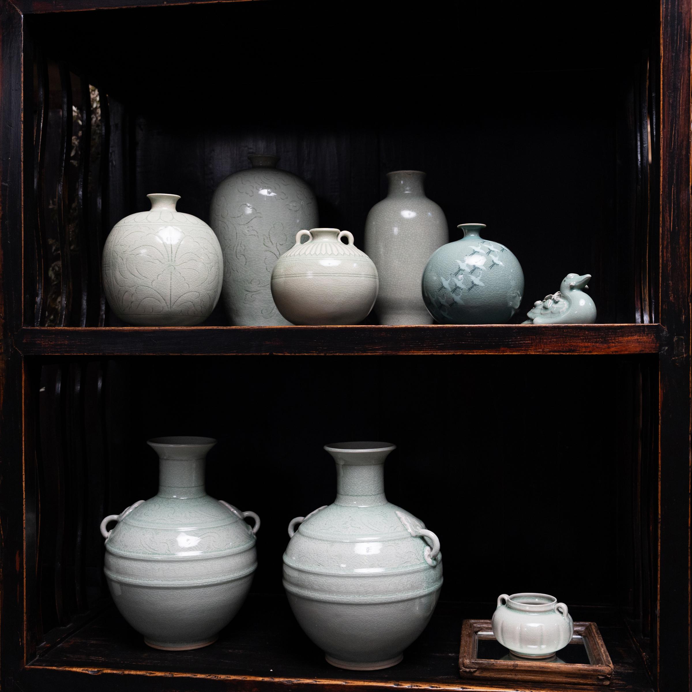 20ième siècle Vase Meiping en nuage céladon en vente
