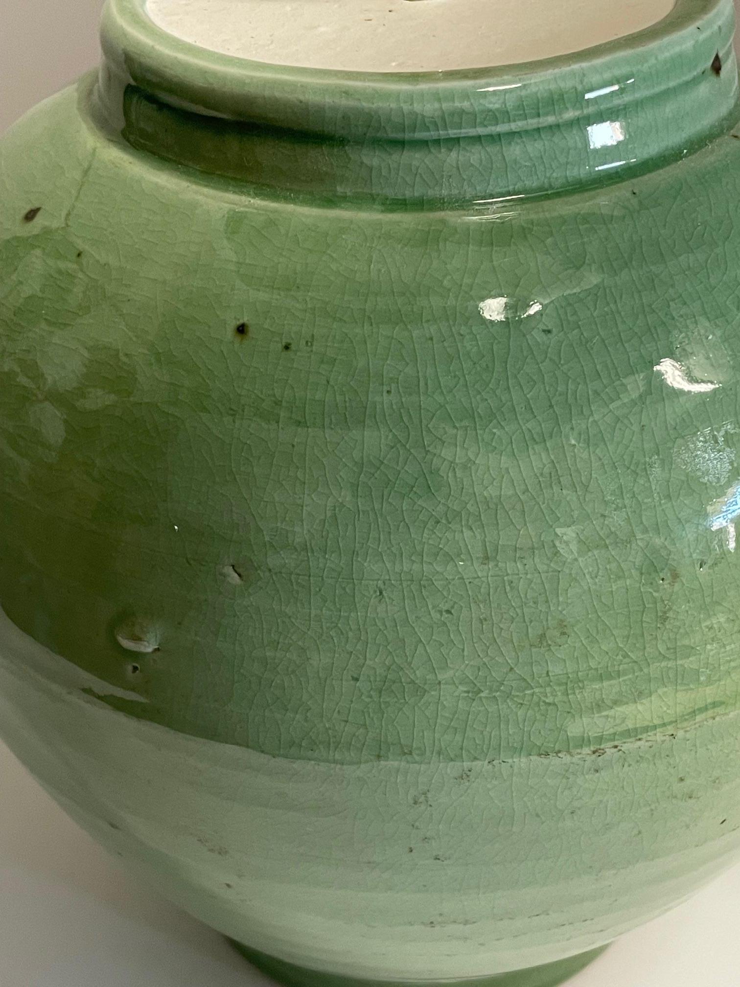 XXIe siècle et contemporain Paire de lampes en forme de jarre à gingembre à glaçure couleur céladon, Chine, Contemporaine en vente