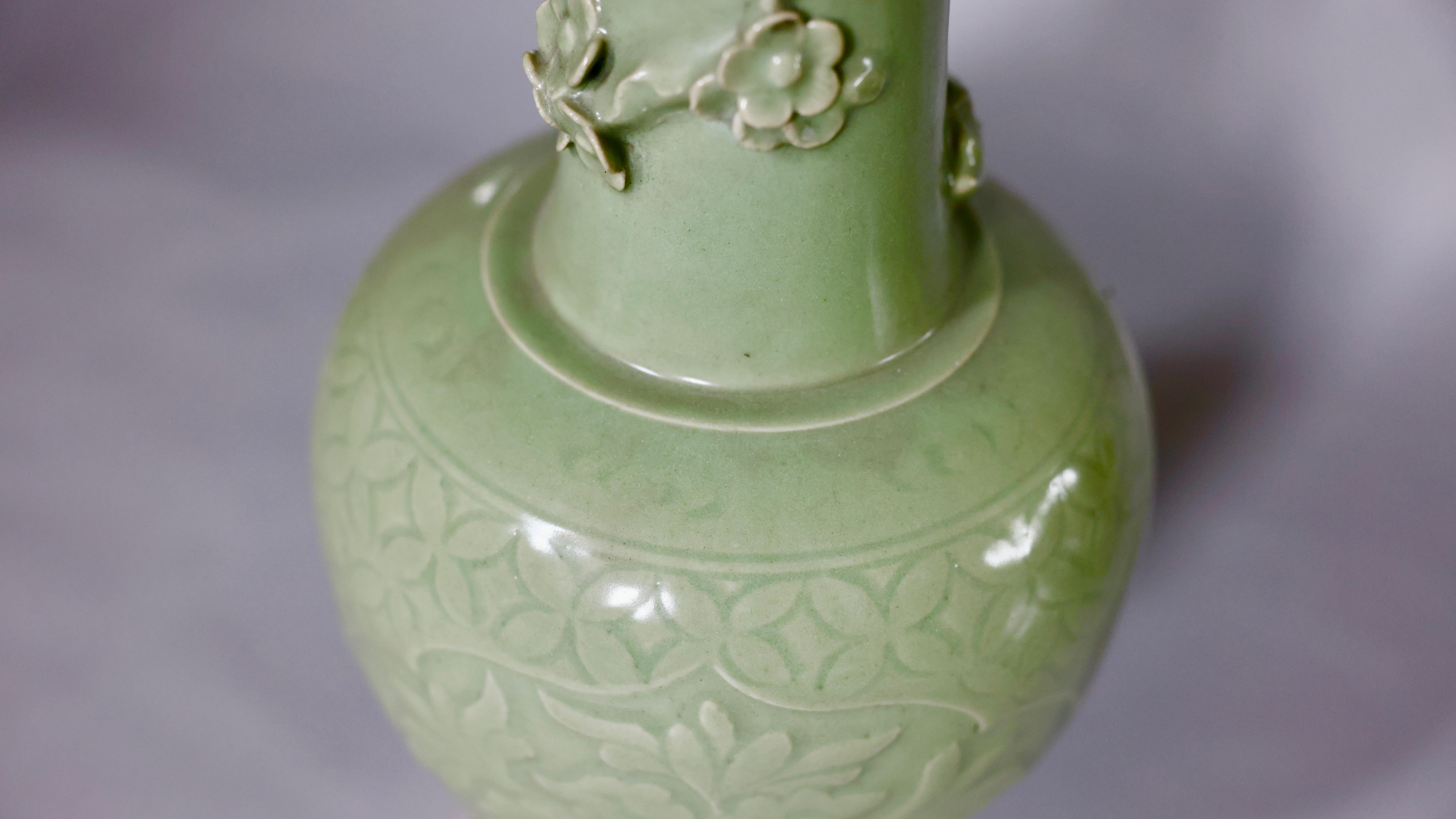 Lámparas de porcelana esmaltada celadón en Excelente estado para la venta en New York, NY