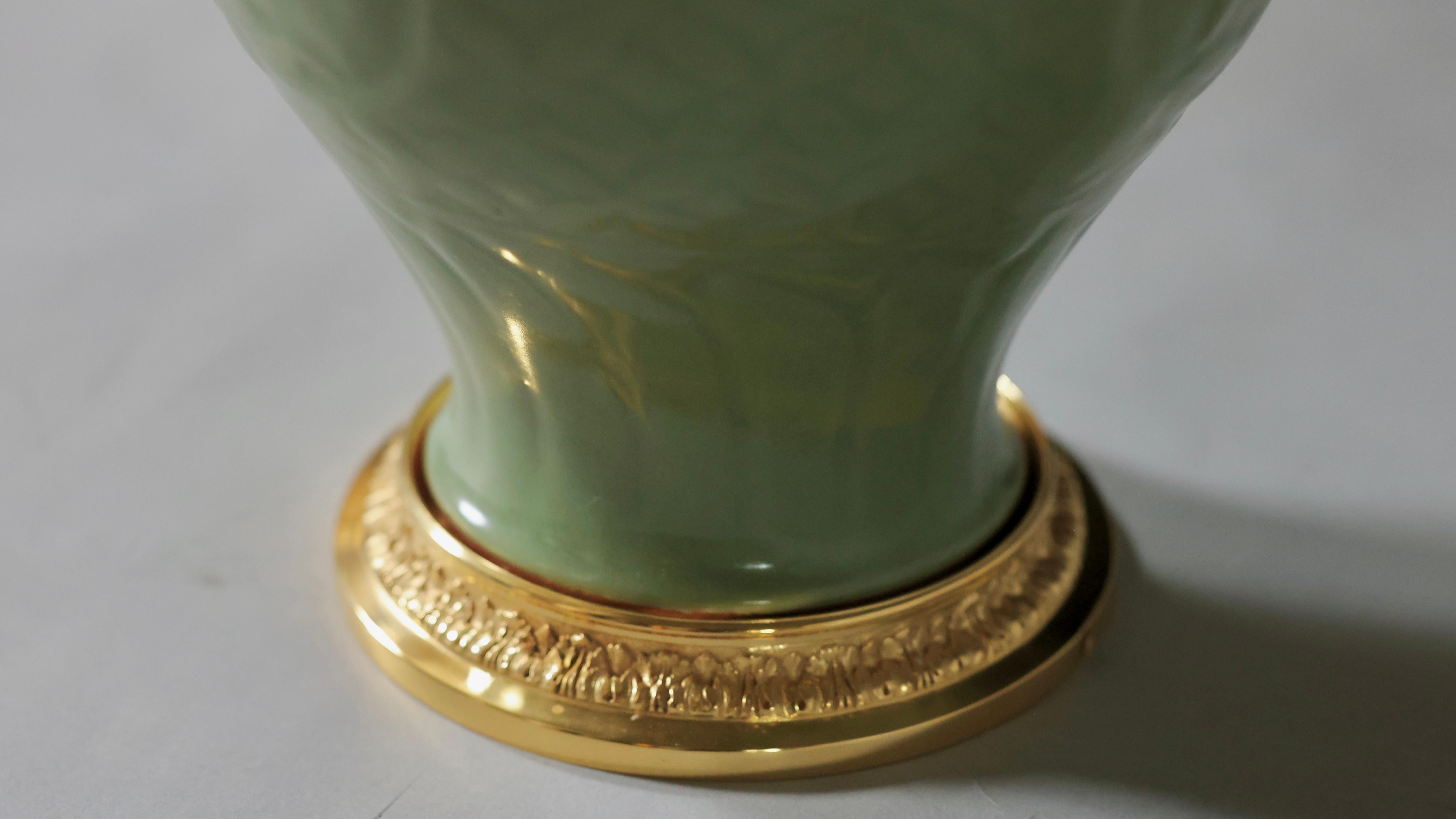 Lámparas de porcelana esmaltada celadón siglo XX en venta