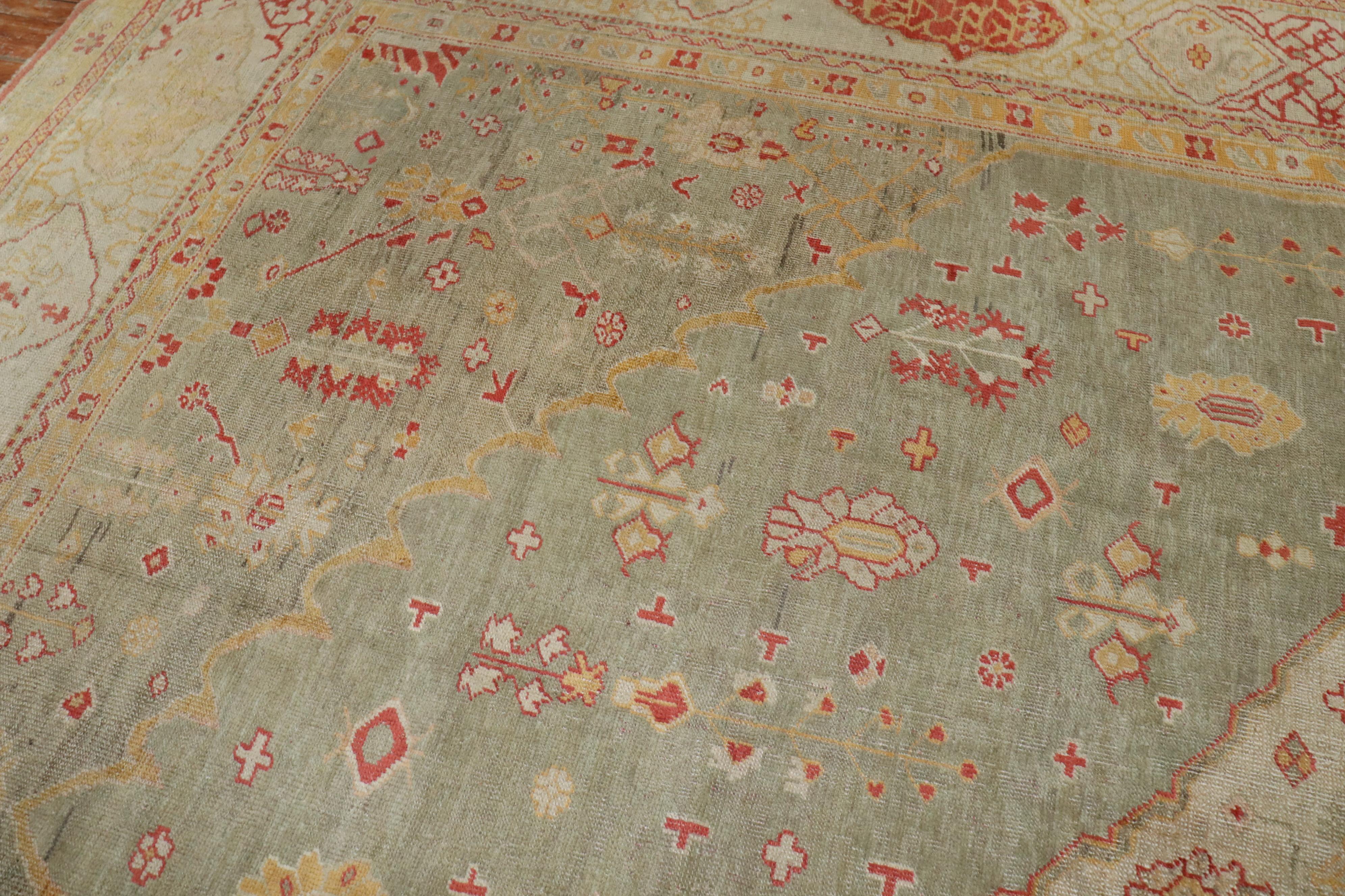 Antiker türkischer Oushak-Teppich in Celadongrün in Übergröße, spätes 19. Jahrhundert im Angebot 6