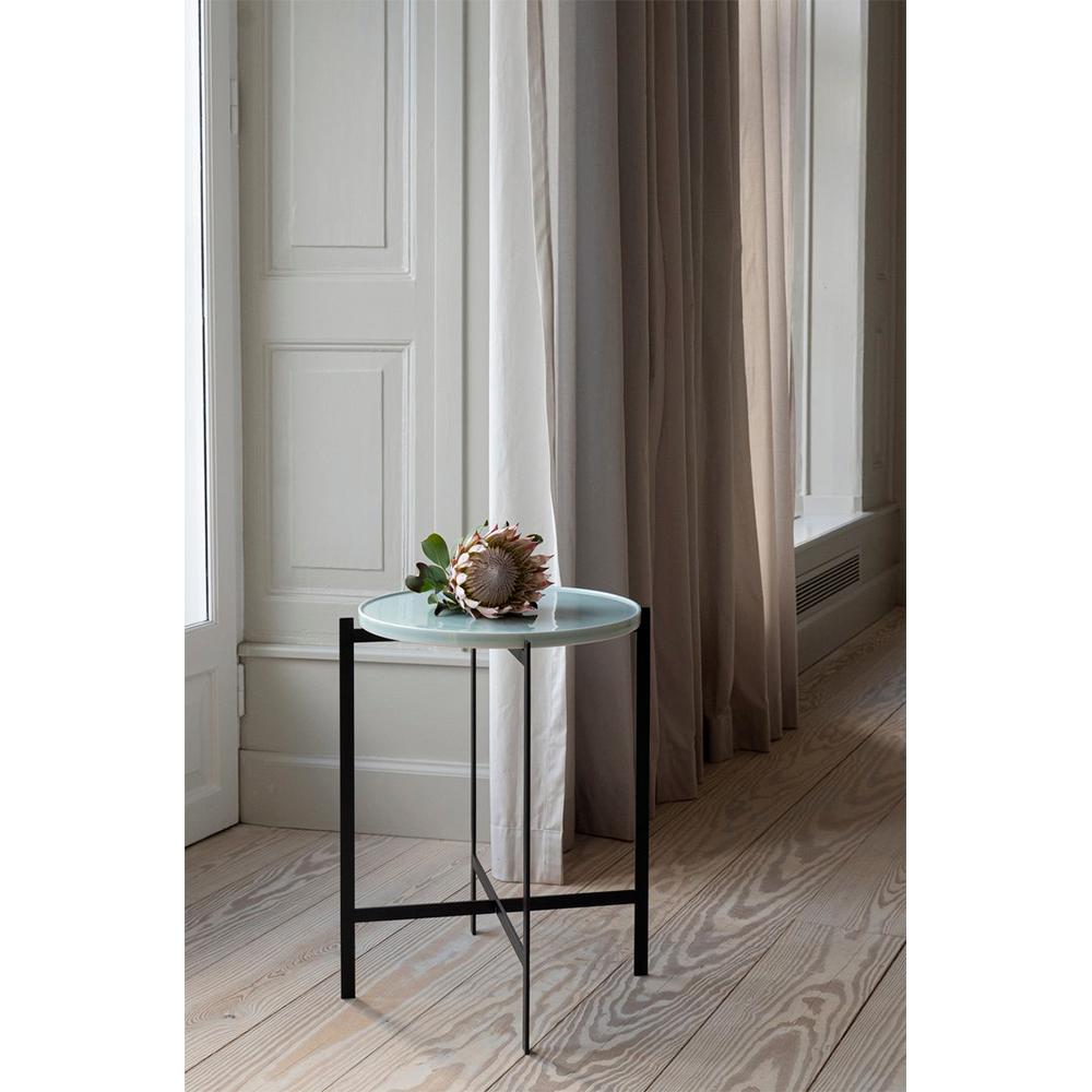 action petite table