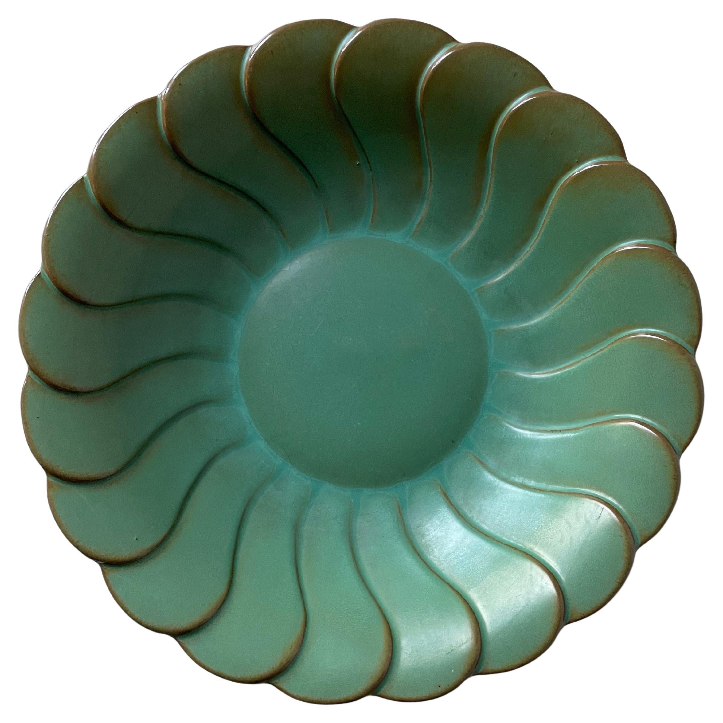 Antique Celadon Green Art Deco Bowl Plate, Arthur Percy, 1930s In Good Condition For Sale In Copenhagen, DK