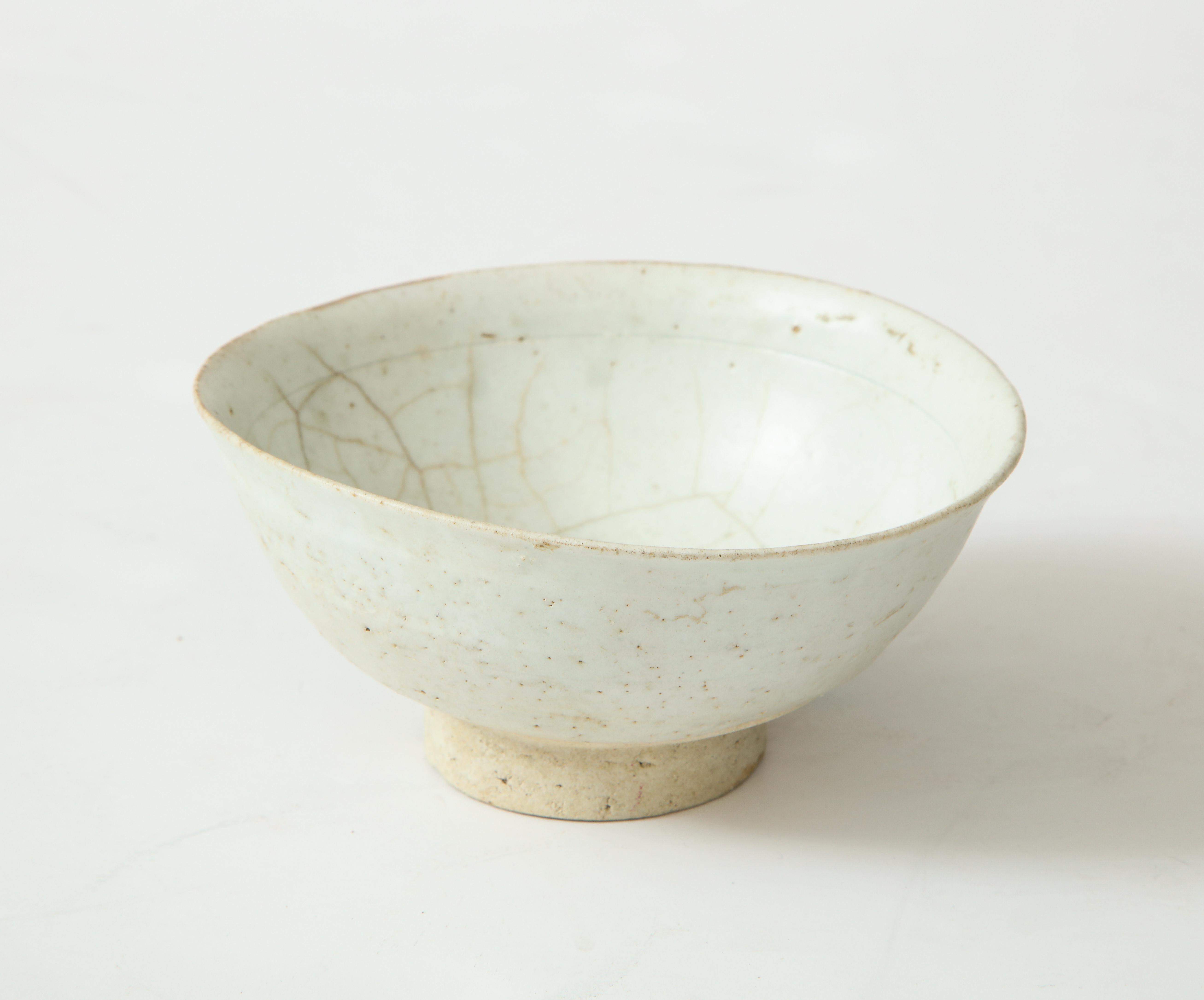 18th Century and Earlier Celadon Porcelain Bowl, Attributed to Chosen Period, Korea