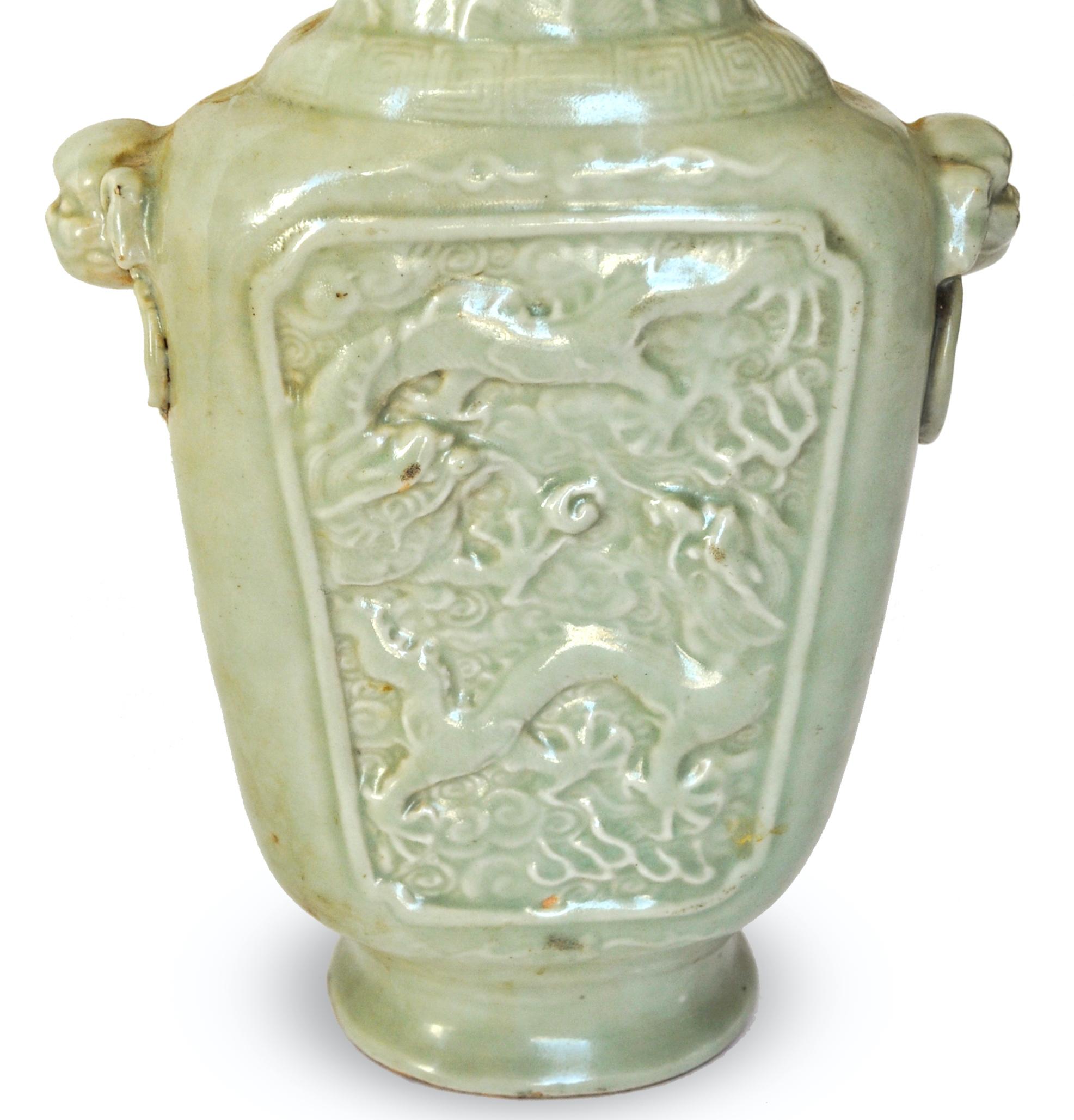 Celadon Porcelain Vase, China, Kangxi Period In Good Condition In Roma, IT