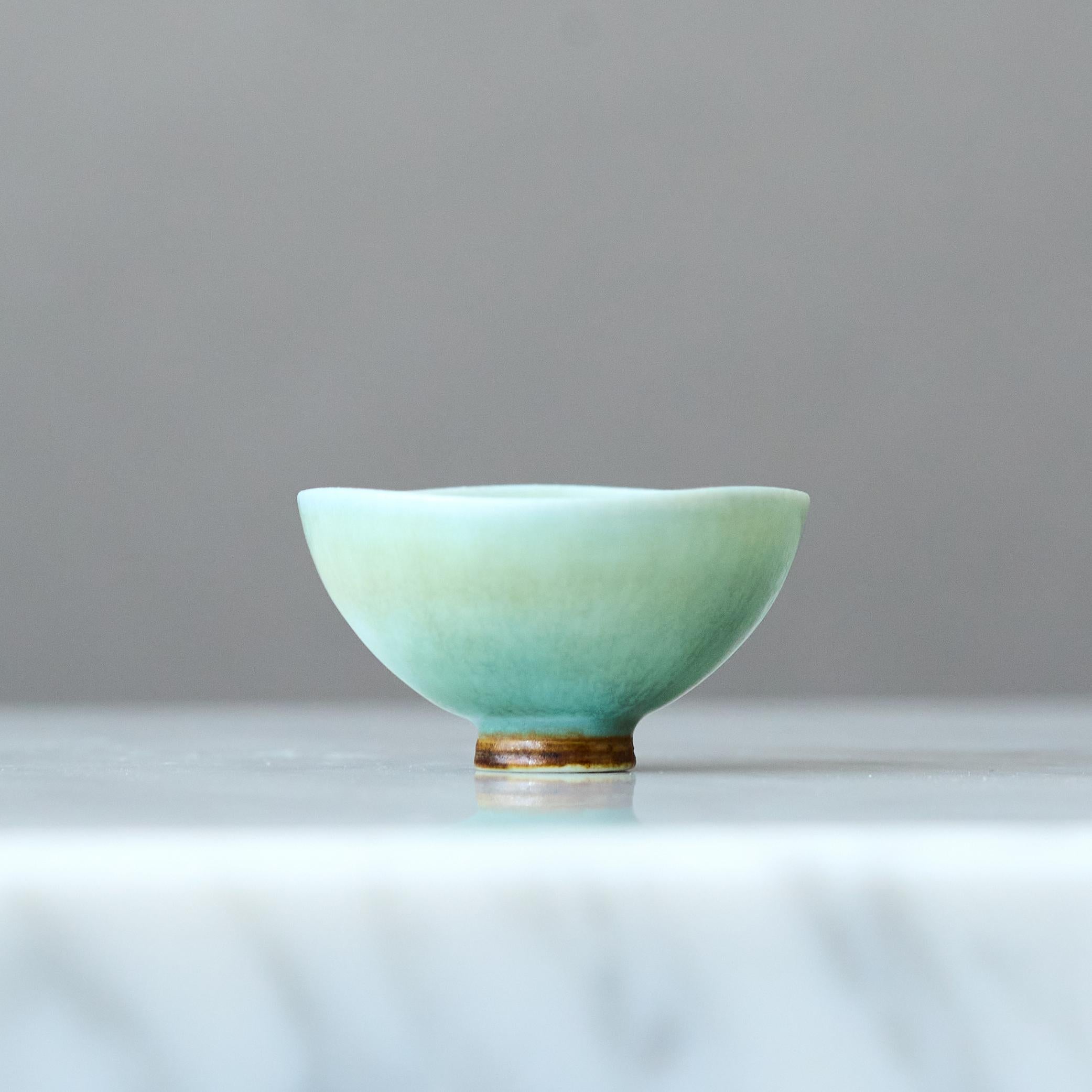 Swedish Celadon Stoneware Miniature Bowl by Berndt Friberg. Gustavsberg, Sweden, 1960s For Sale