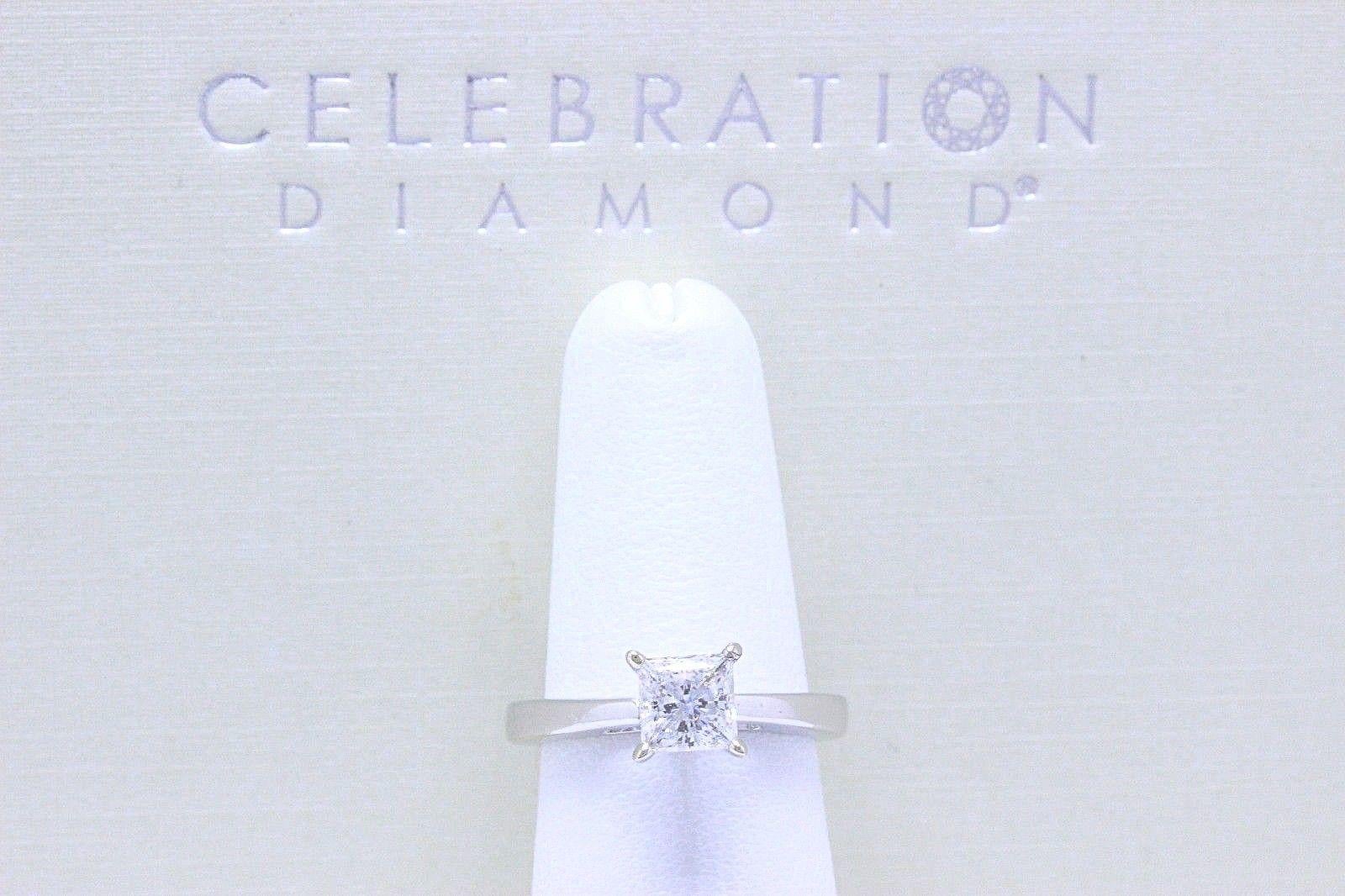 Celebration Diamond Engagement Ring Princess 0.97 CTS H SI1 18 Karat White Gold In Excellent Condition For Sale In San Diego, CA