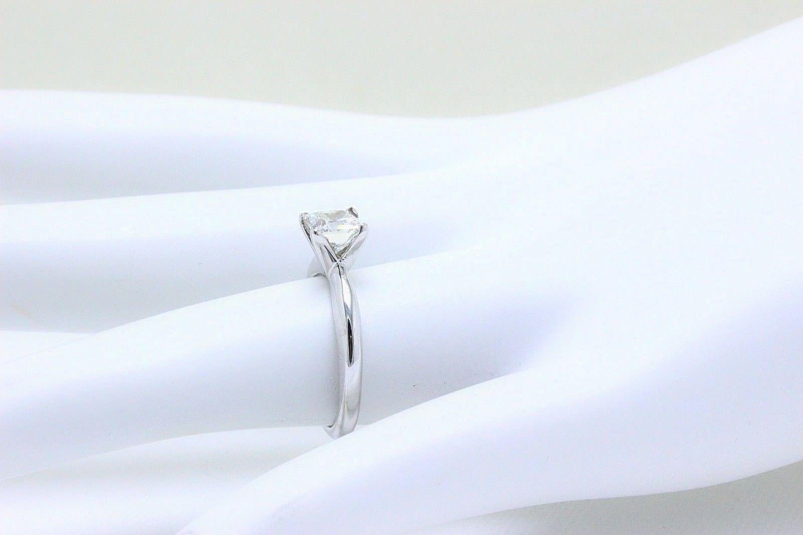 Celebration Diamond Engagement Ring Princess Cut 1.00 CT H VVS2 14KT White Gold For Sale 4