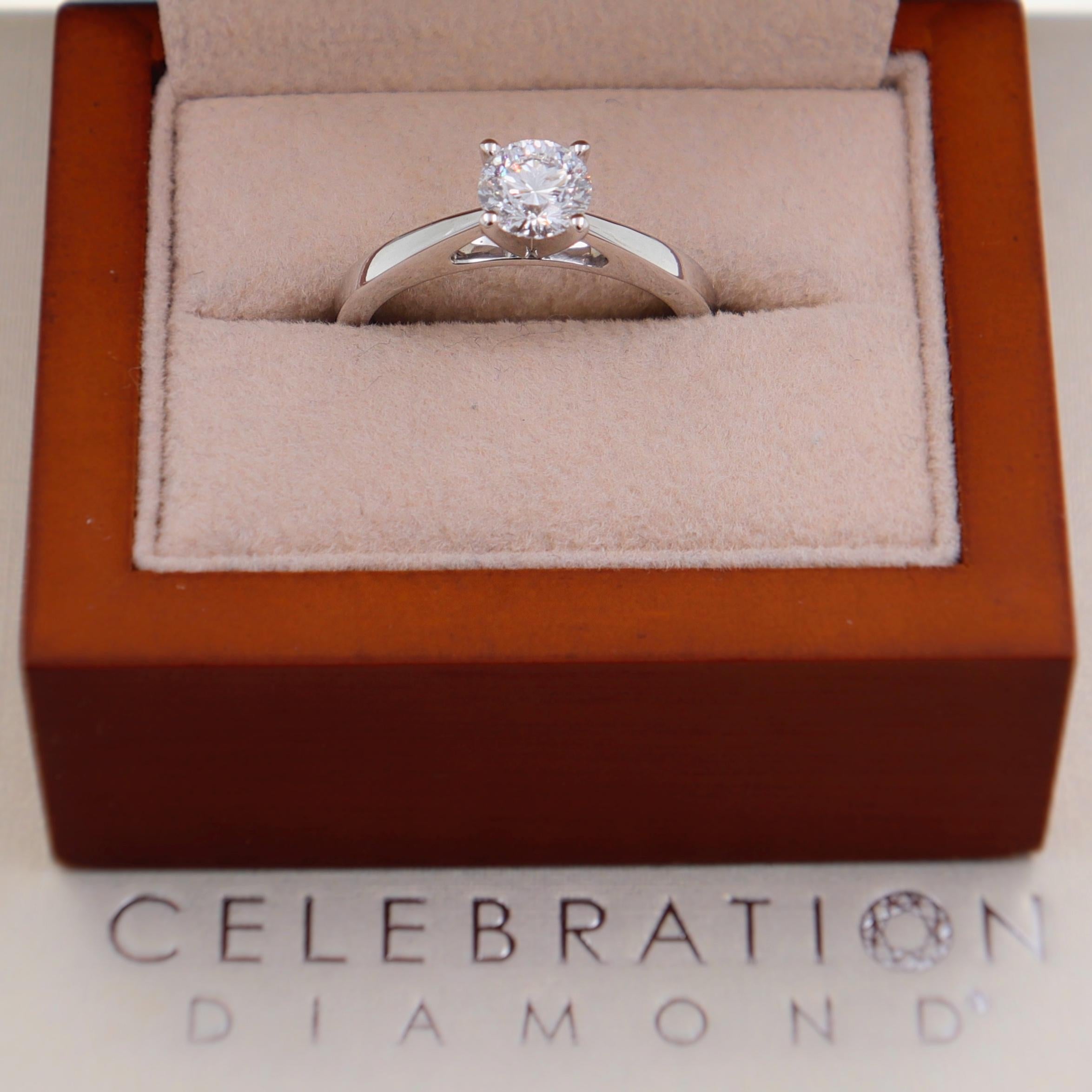 Celebration Diamond Engagement Ring Round 0.97 Carat D SI2 18 Karat White Gold For Sale 6