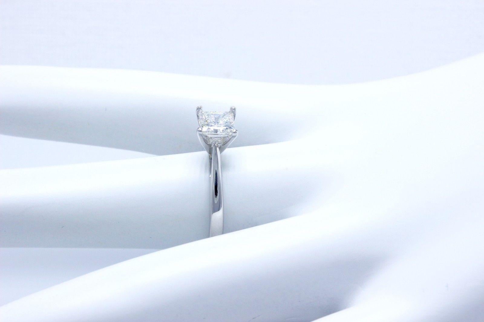 Celebration Diamond Ring Princess Cut 0.97 Carat G SI2 18 Karat White Gold For Sale 3