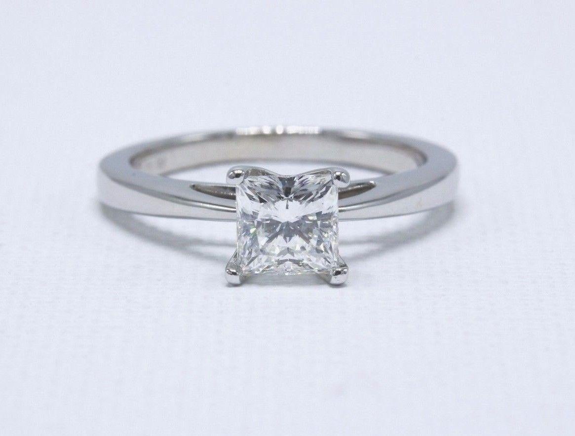 Celebration Diamond Ring Princess Cut 0.97 Carat G SI2 18 Karat White Gold For Sale 2