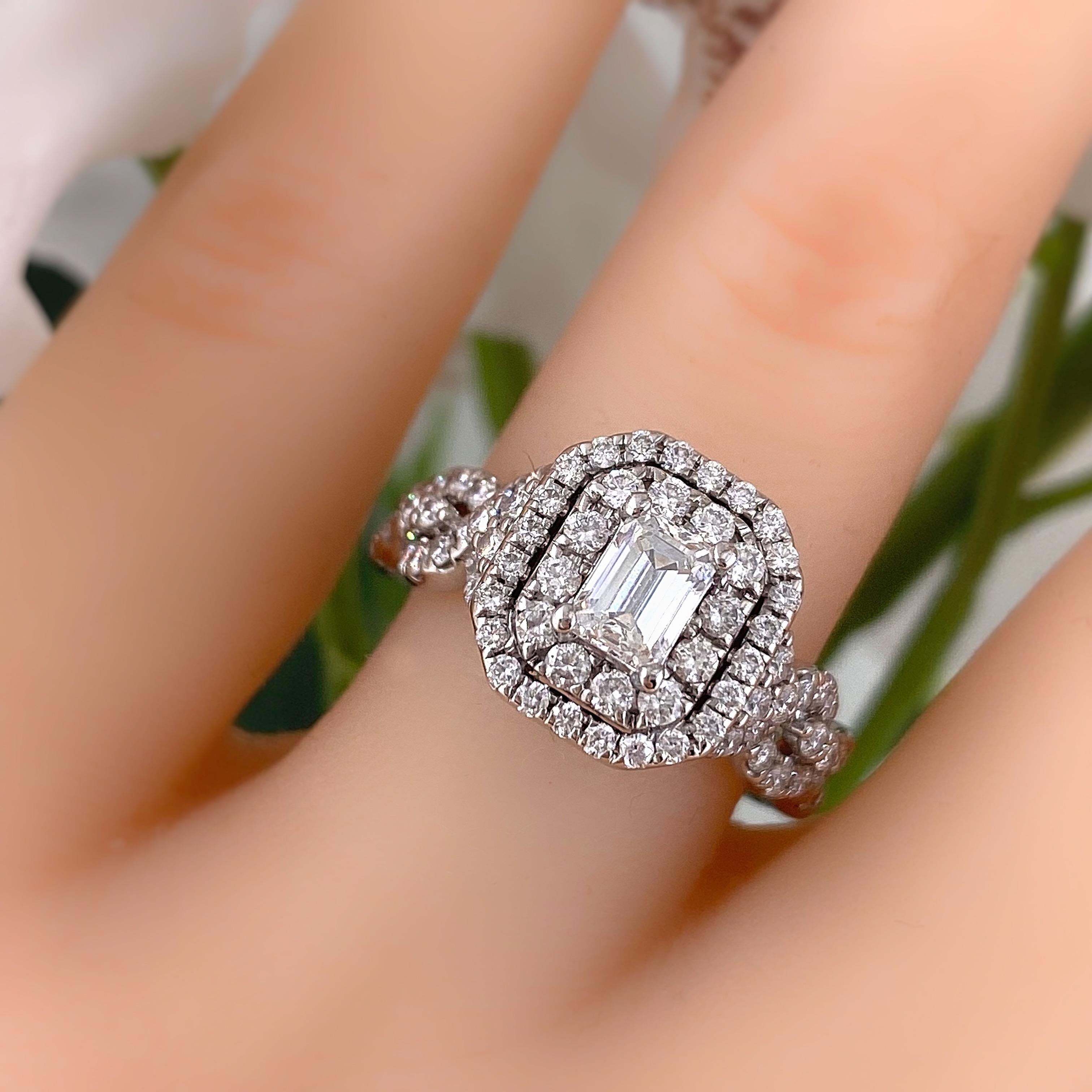 Celebration Grand Ideal 1/2 Tcw Smaragd-Diamant-Verlobungsring mit Rahmen 14kt WG 5