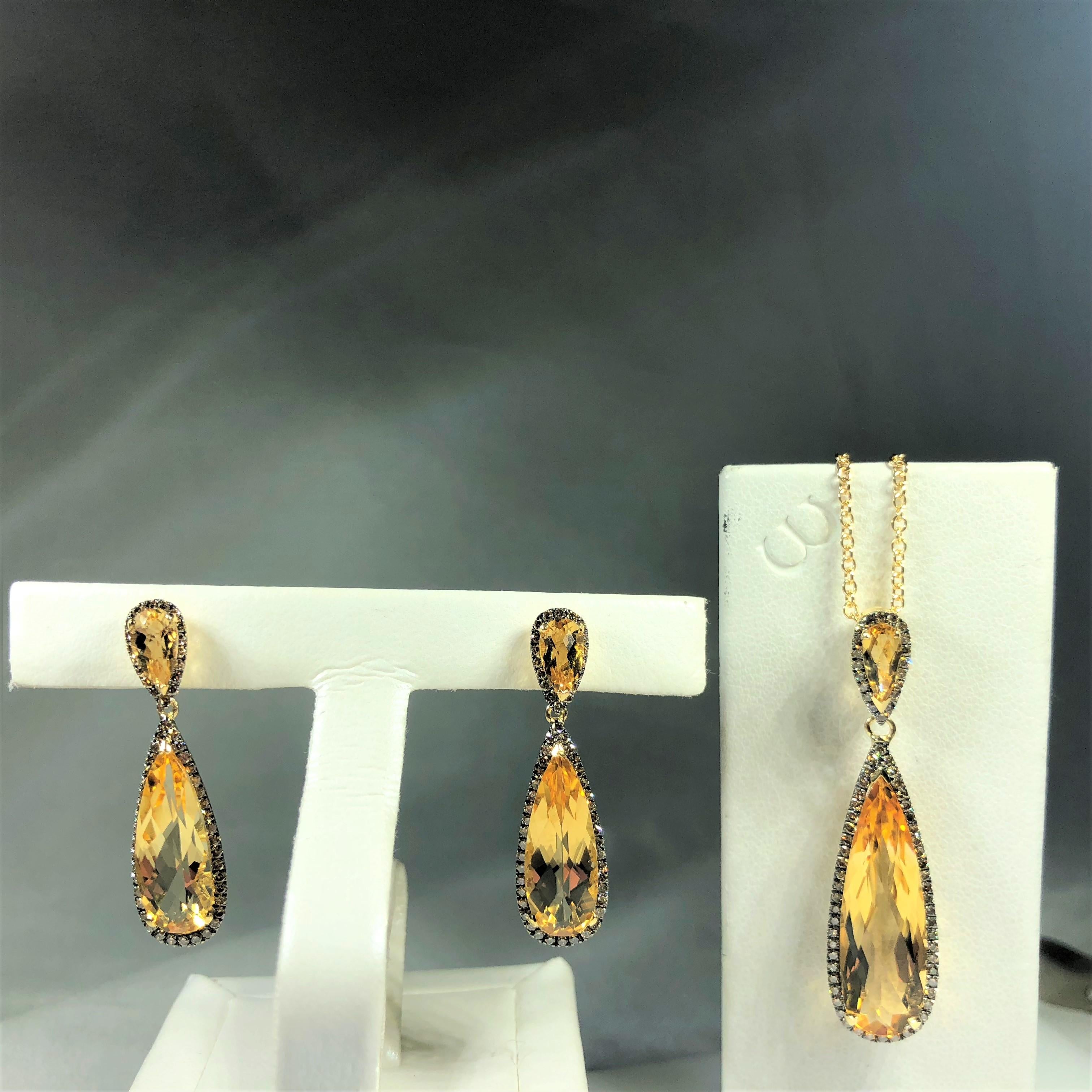 Women's or Men's Celebrity 18 Karat Yellow Gold Cognac Diamond and Citrine Drop Necklace