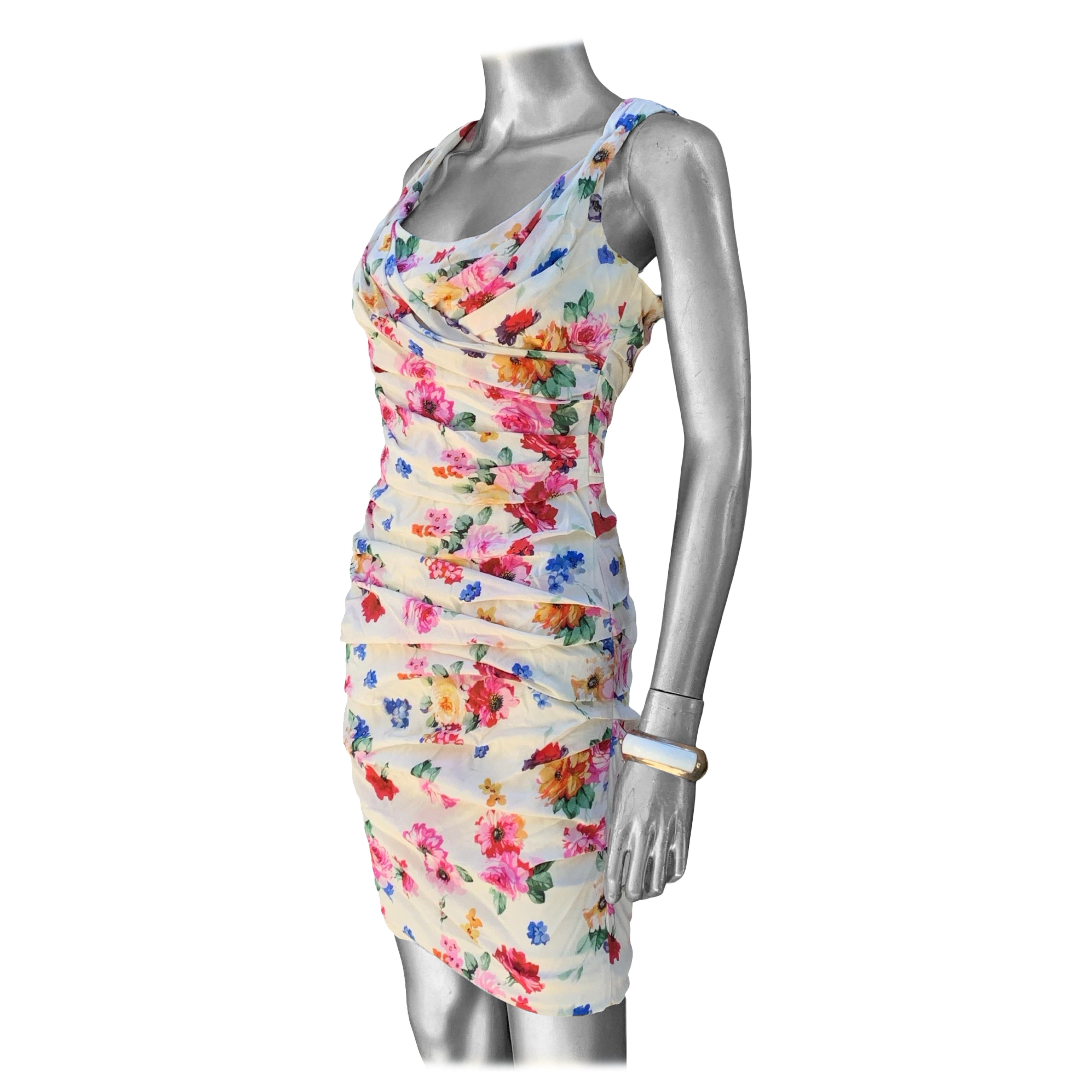 Celebrity Owned Dolce And Gabbana Floral Silk Iconic "Ruched" Kleid Größe EU 42/6 im Angebot