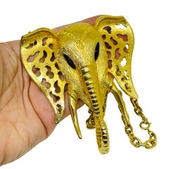 CELEBRITY signed vintage gold tone elephant statement chain designer necklace