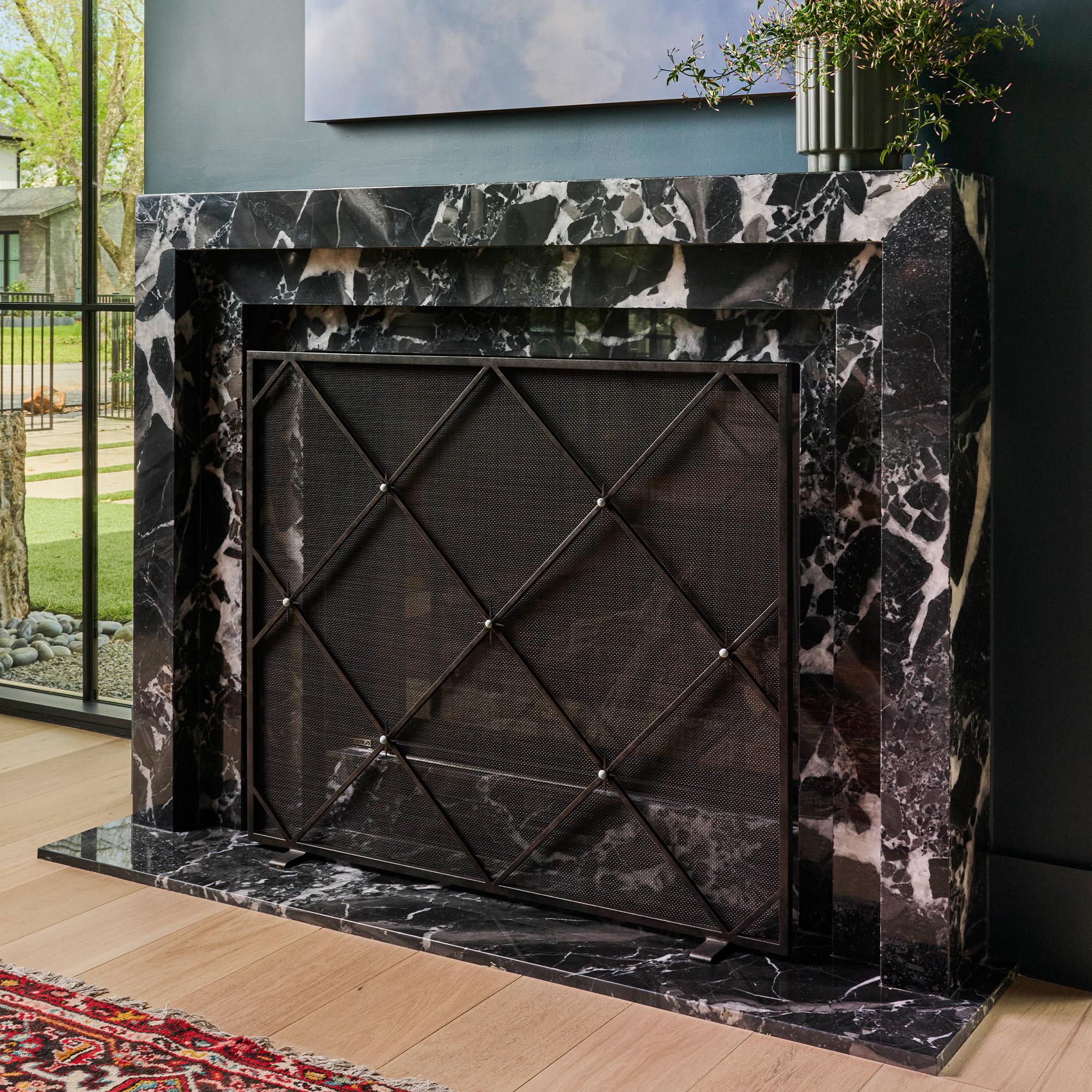 Américain Écran de cheminée Celeste noir chaud en vente