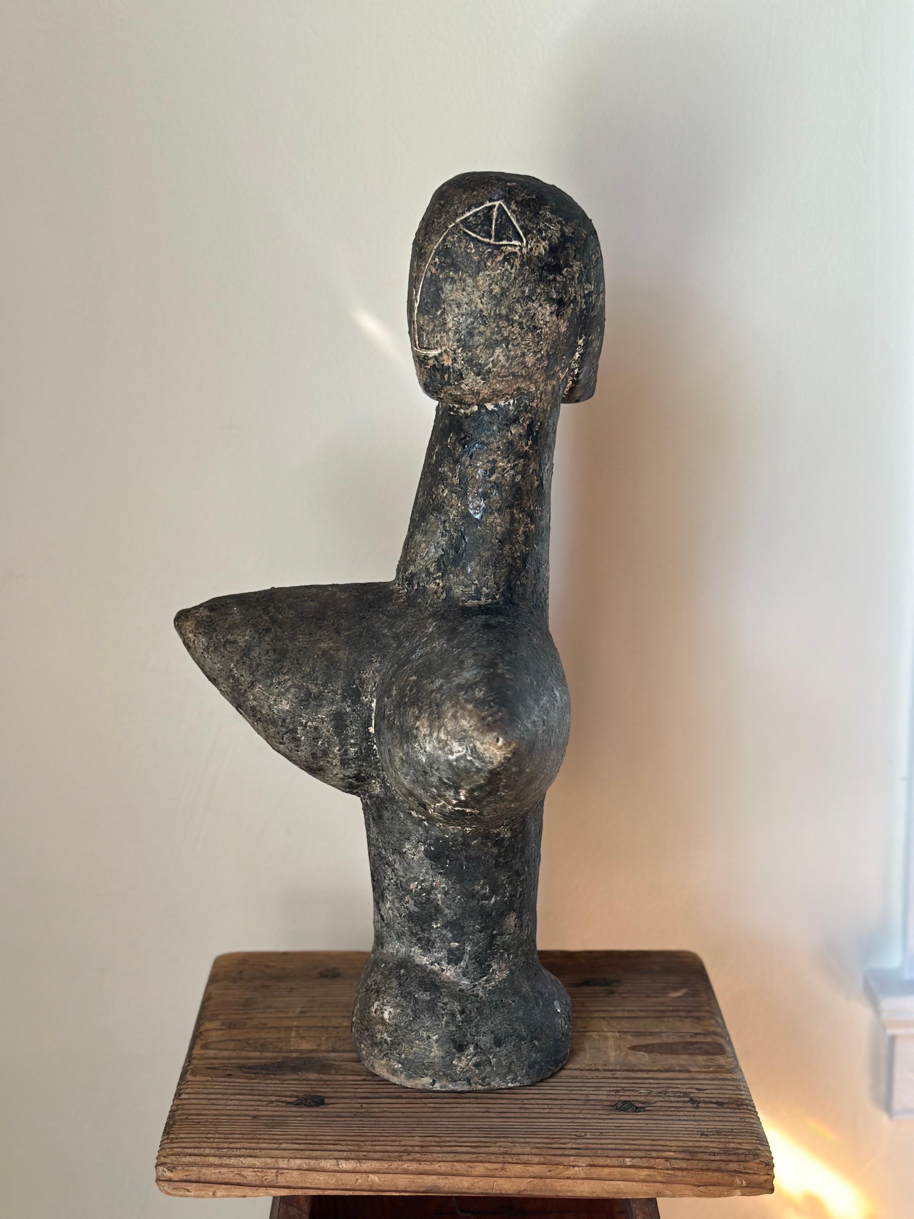Scultura di Celeste Policroniadi 