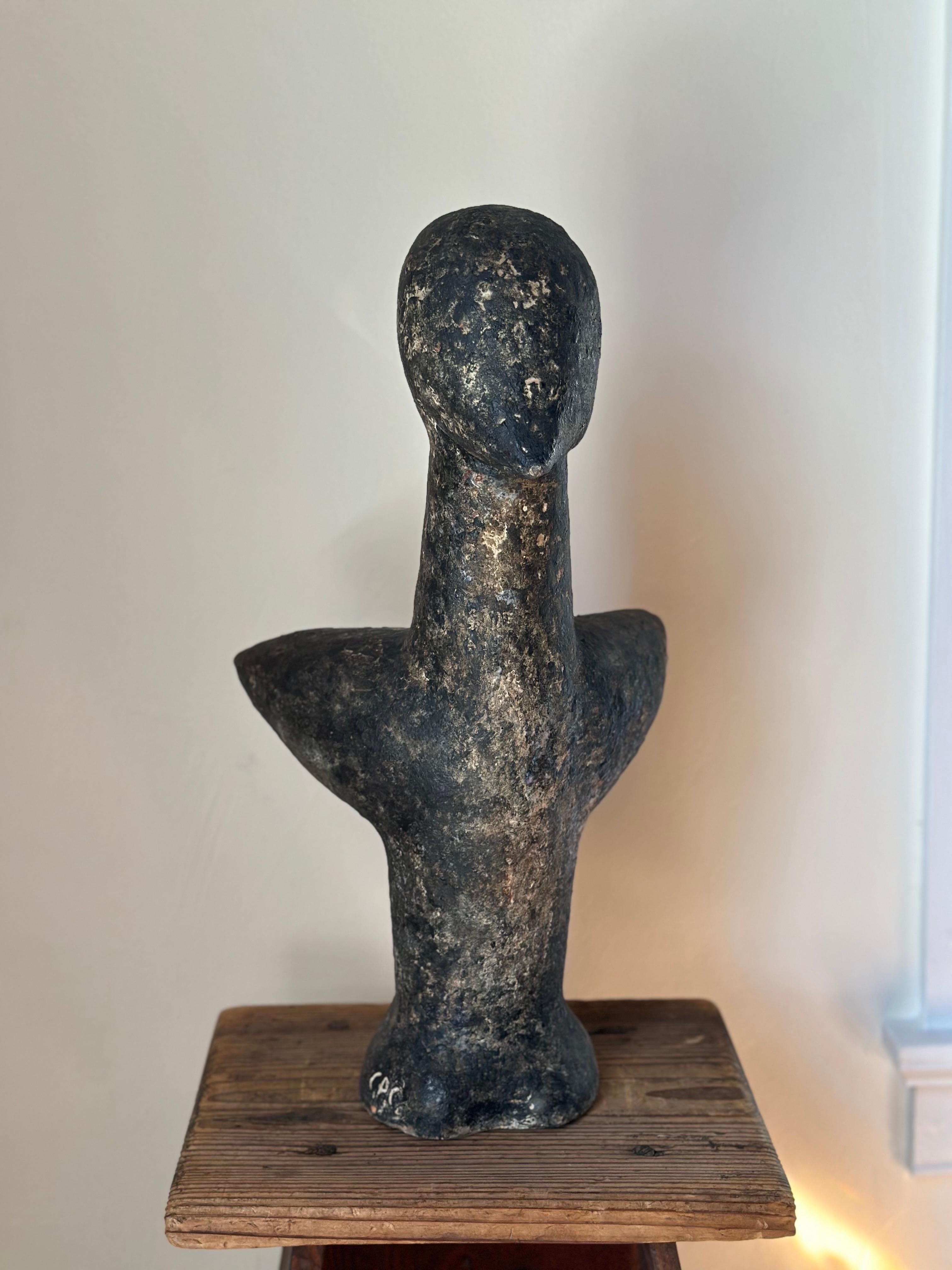 Scultura di Celeste Policroniadi 