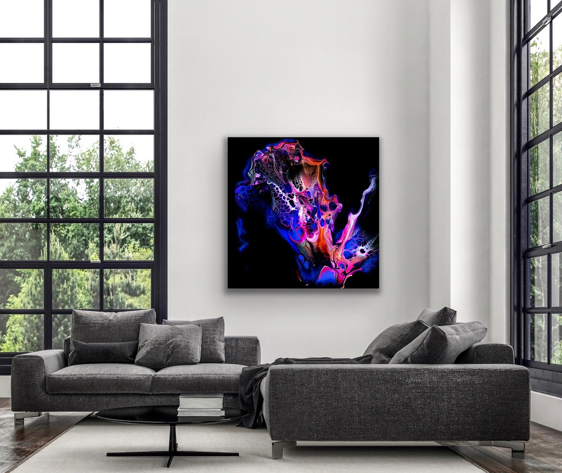 This contemporary modern abstract painting is printed on a lightweight metal composite and comes ready to hang. This vibrant composition can be hung both indoor and outdoor as it is weather resistant.

-Title: Lucid
-Artist: Celeste Reiter
-Open