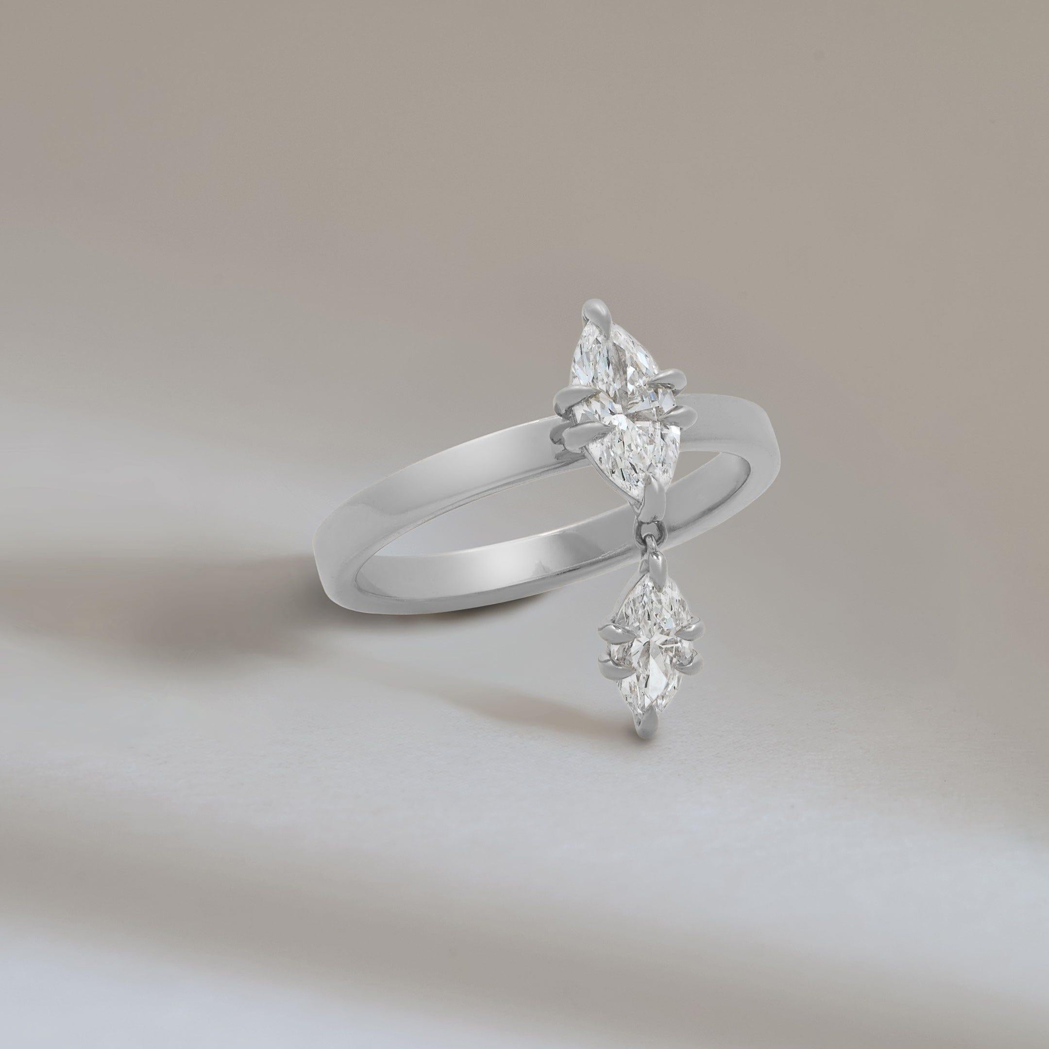 Celestia Diamant-Doppel-Tropfenring (Zeitgenössisch) im Angebot