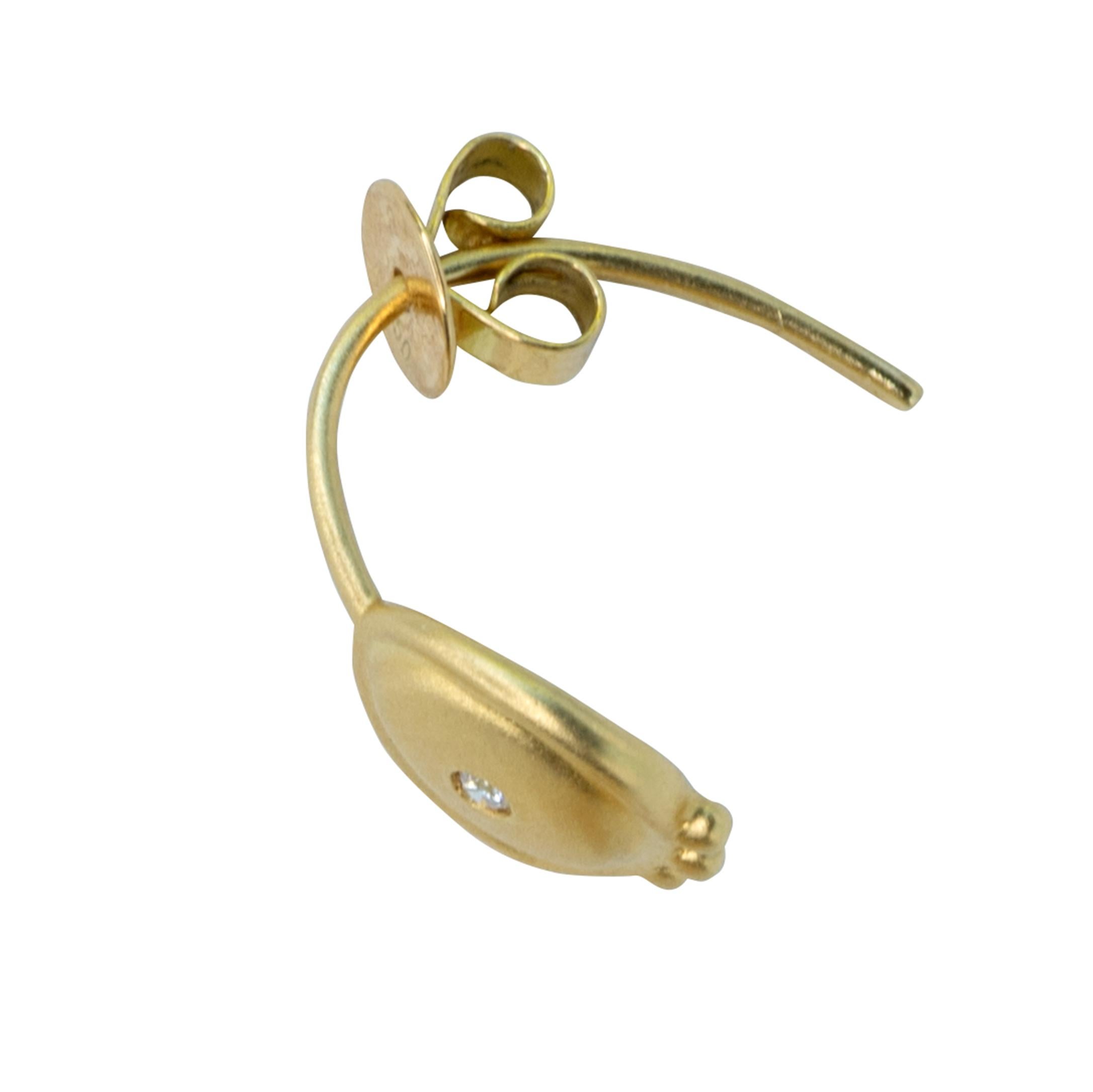 Donna Orecchino a gancio con diamante in oro 18 carati Celestial - by Bombyx House in vendita