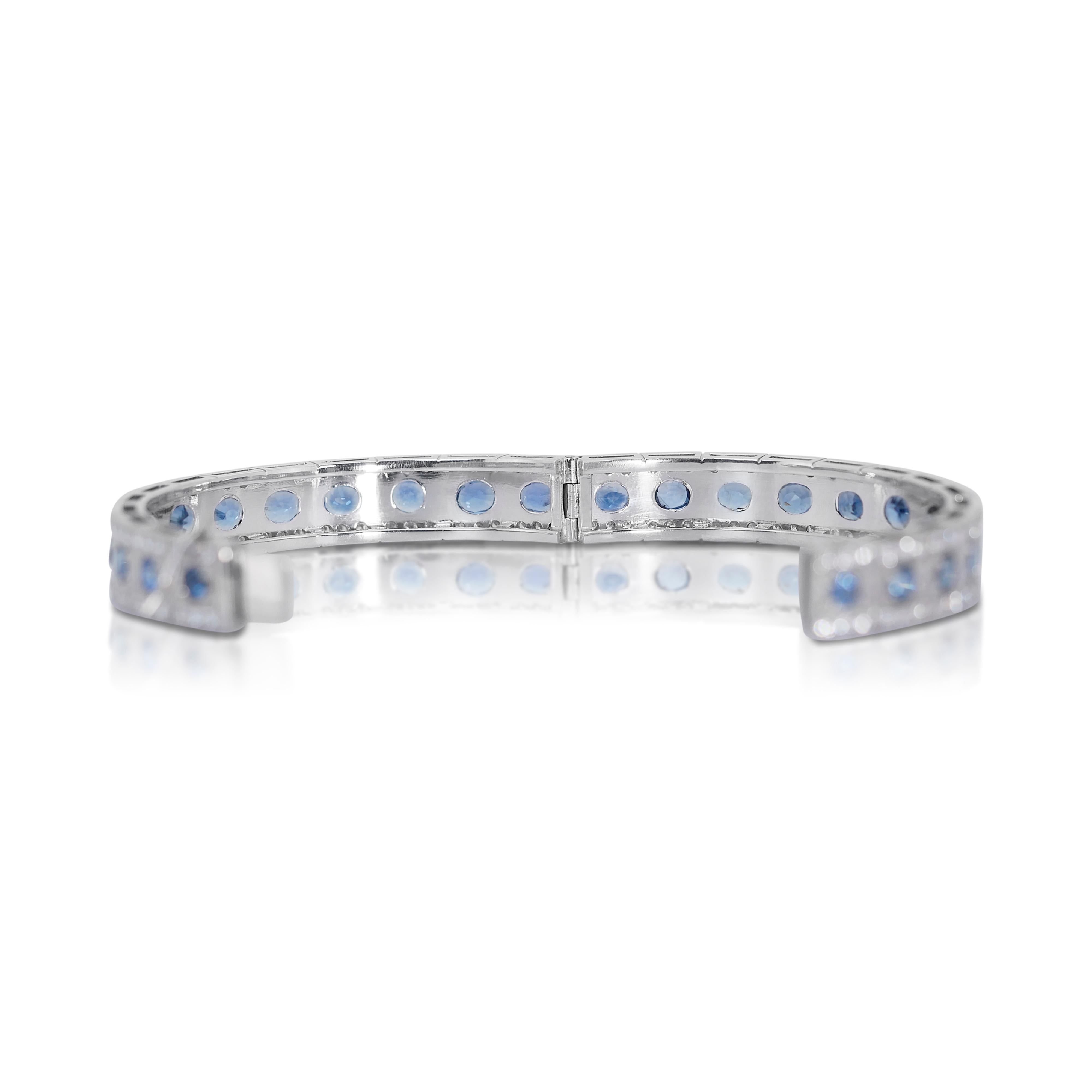 Bracelet tennis bleu céleste : or blanc 18 carats, saphirs et diamants 22,66 carats  en vente 1