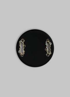 Bandeja Nubes Celestiales Negra Pequeña en Madera Lacada y Latón, Viya By Vikram Goyal