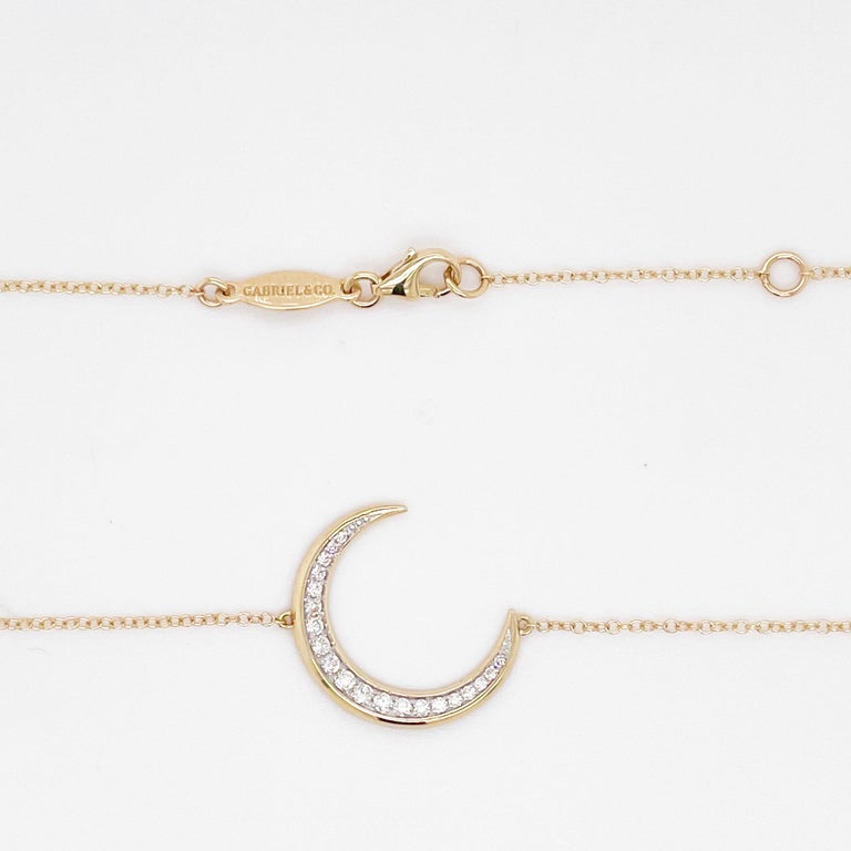 Round Cut Celestial Crescent Moon Pendant Necklace, w Diamonds in 14K Yellow Gold For Sale