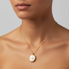 Collier croix céleste en or jaune 14 carats (ou 18 carats sur demande) avec médaillon en diamant