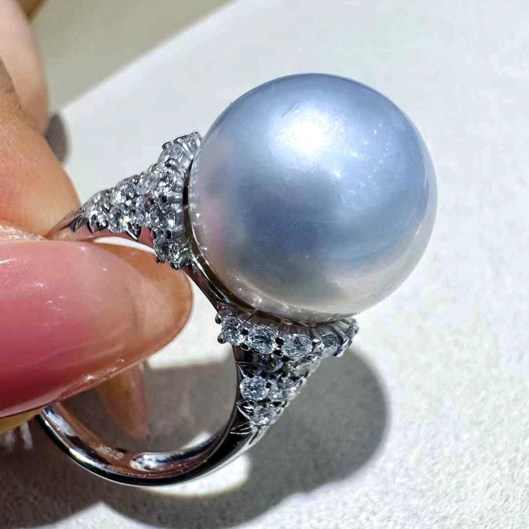 【Crown Radiance】Celestial Aurora South Sea Pearl & Diamond Ring For Sale 2