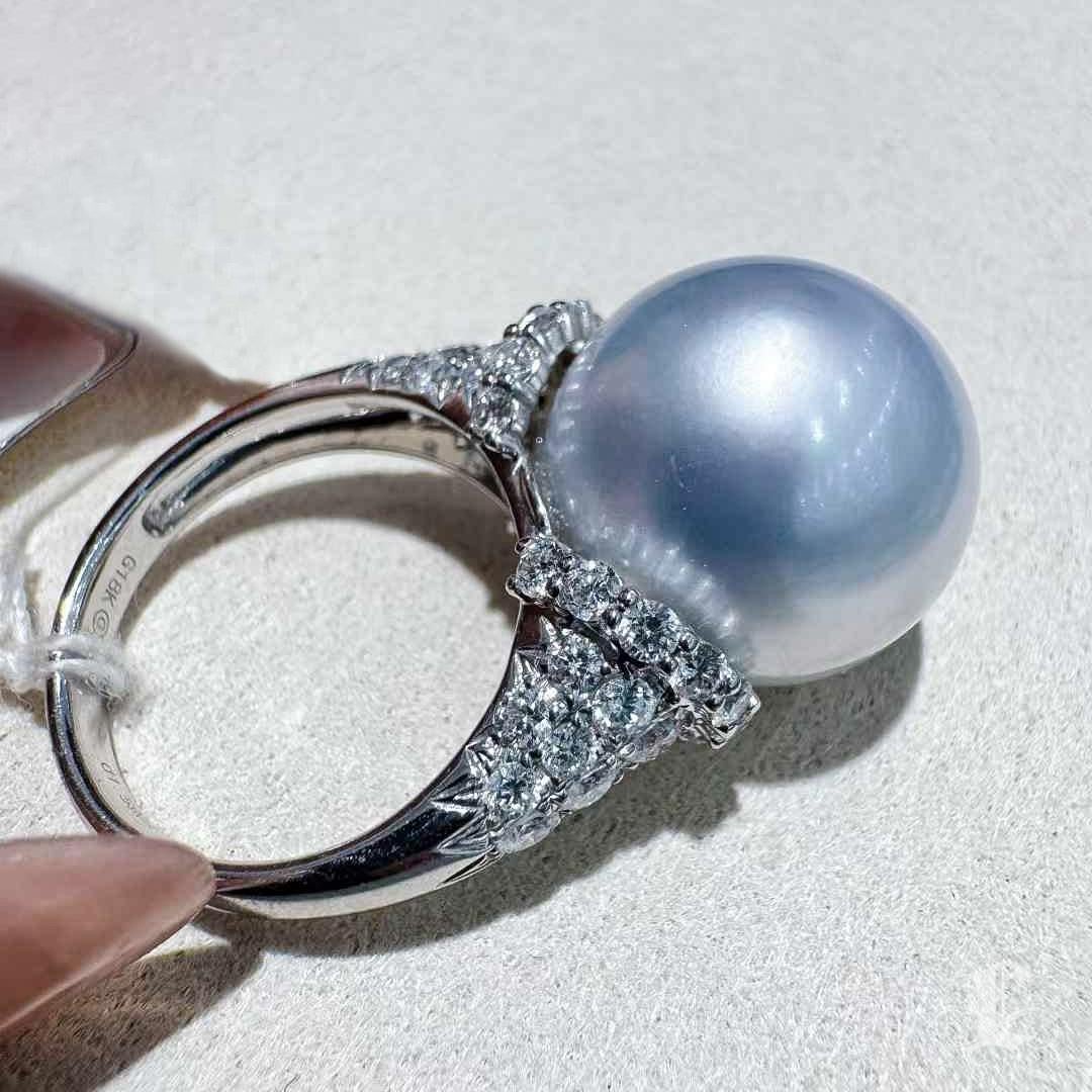 【Crown Radiance】Celestial Aurora South Sea Pearl & Diamond Ring For Sale 4