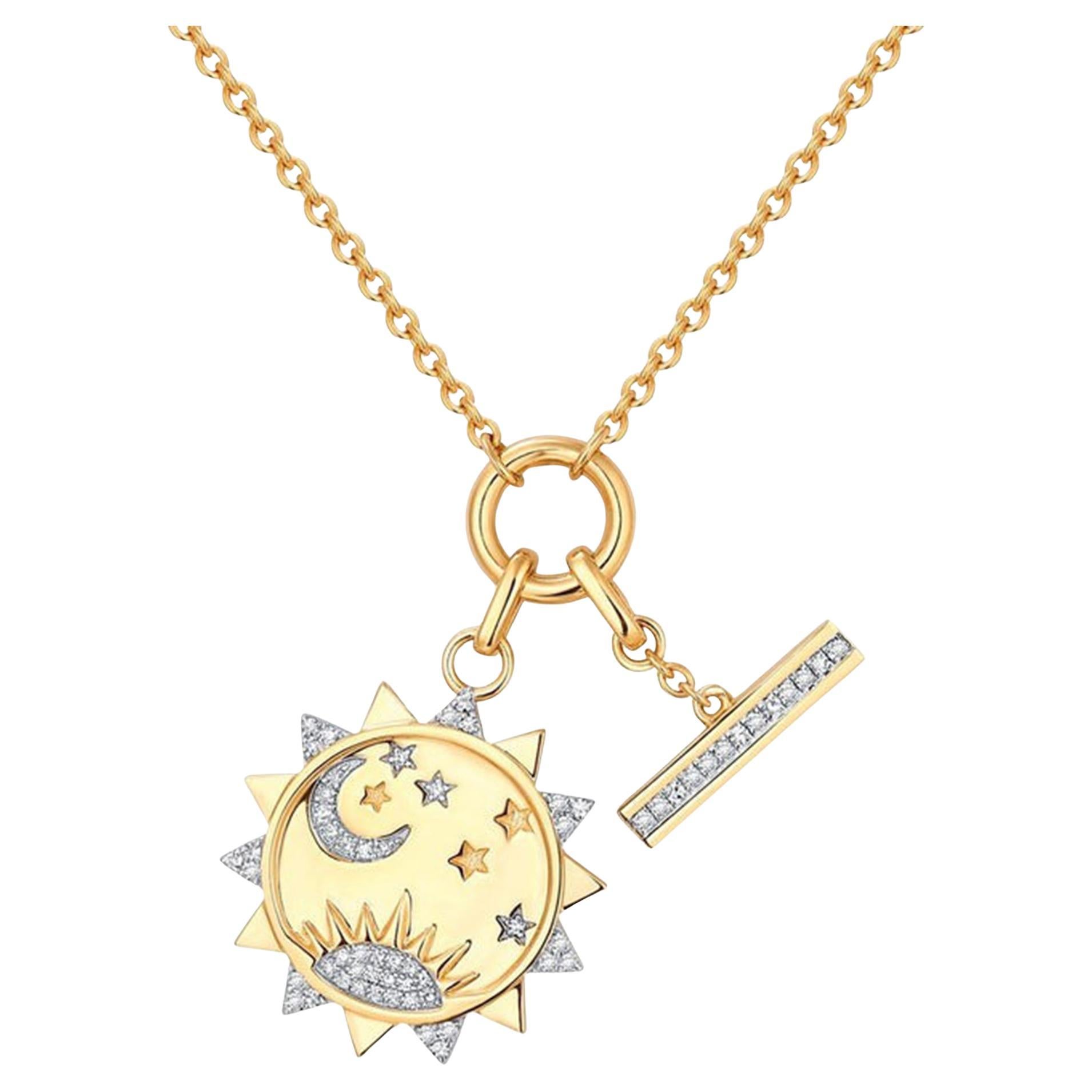 Celestial Moon 14K (or 18k upon request) Yellow Gold Star Charm Pendant Necklace en vente