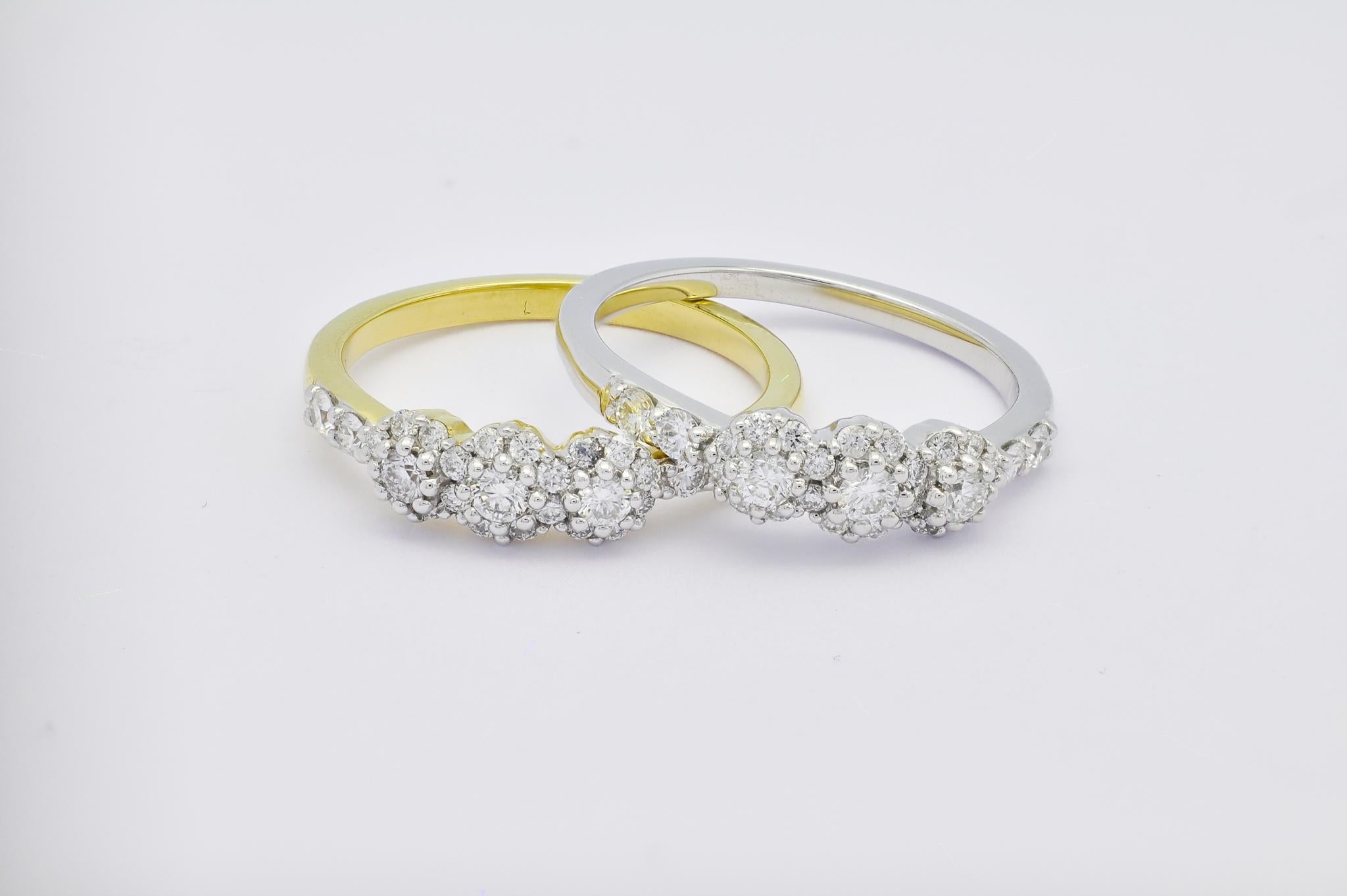 Natürlicher Diamant 0,52 Karat  18 Karat Gelbgold 3 Cluster-Ring  Damen im Angebot